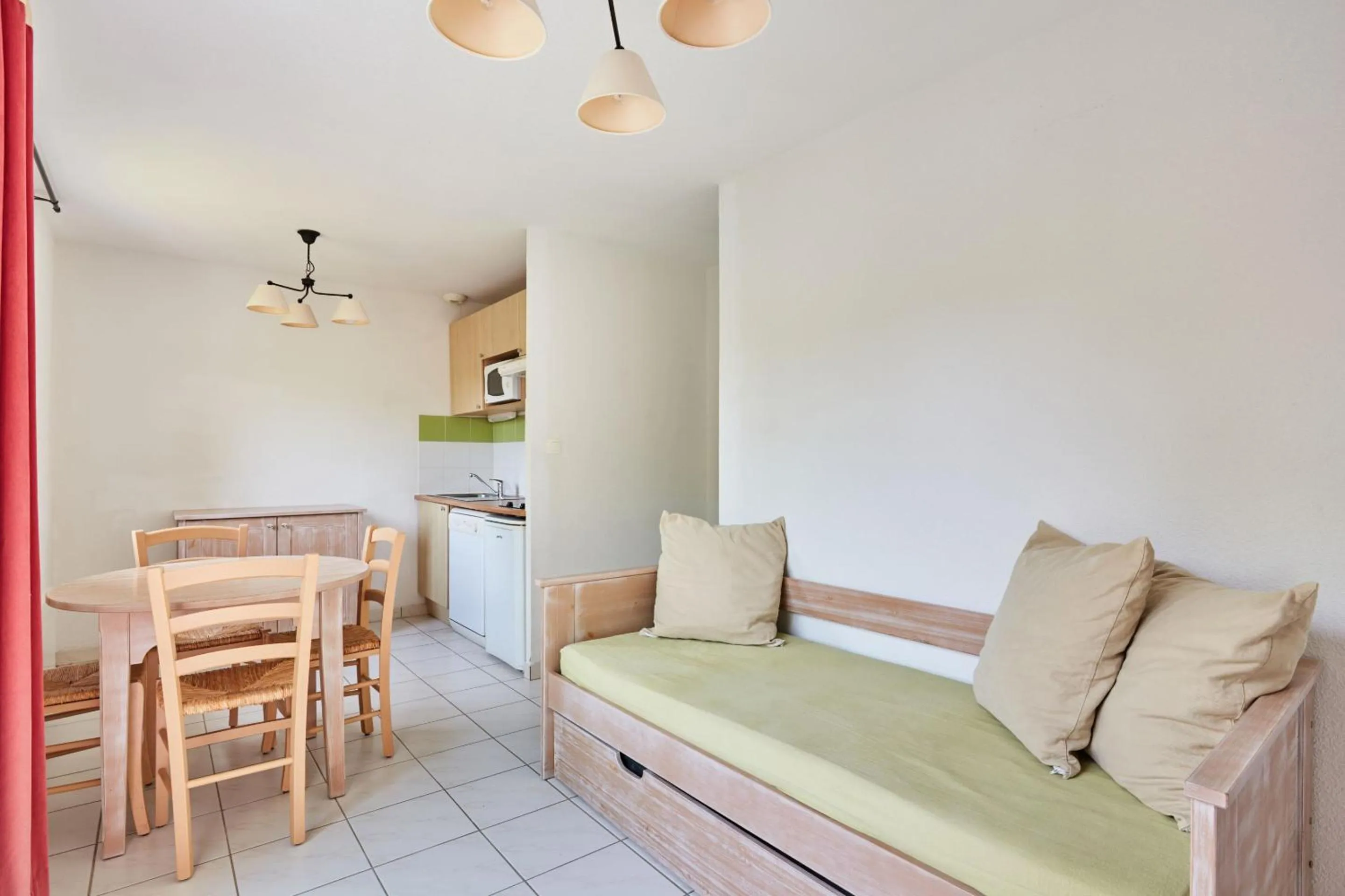 Bed in Résidence Odalys Le Hameau du Lac