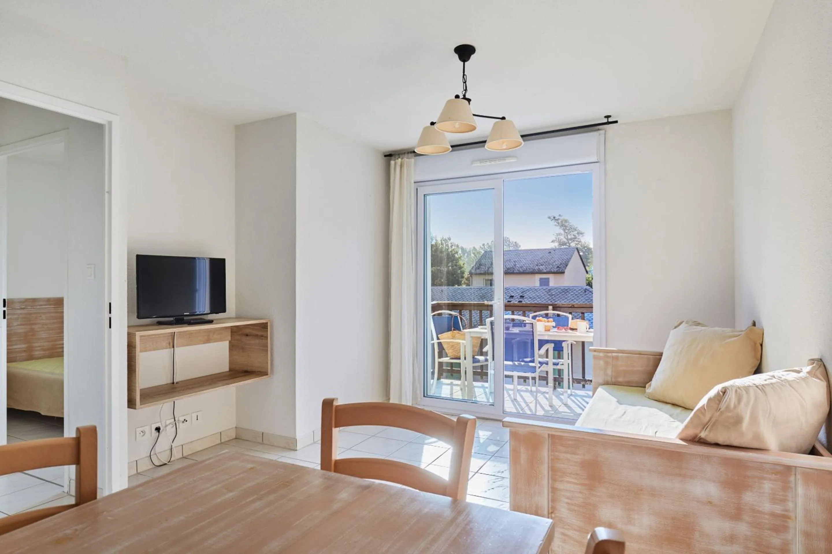 Bed in Résidence Odalys Le Hameau du Lac