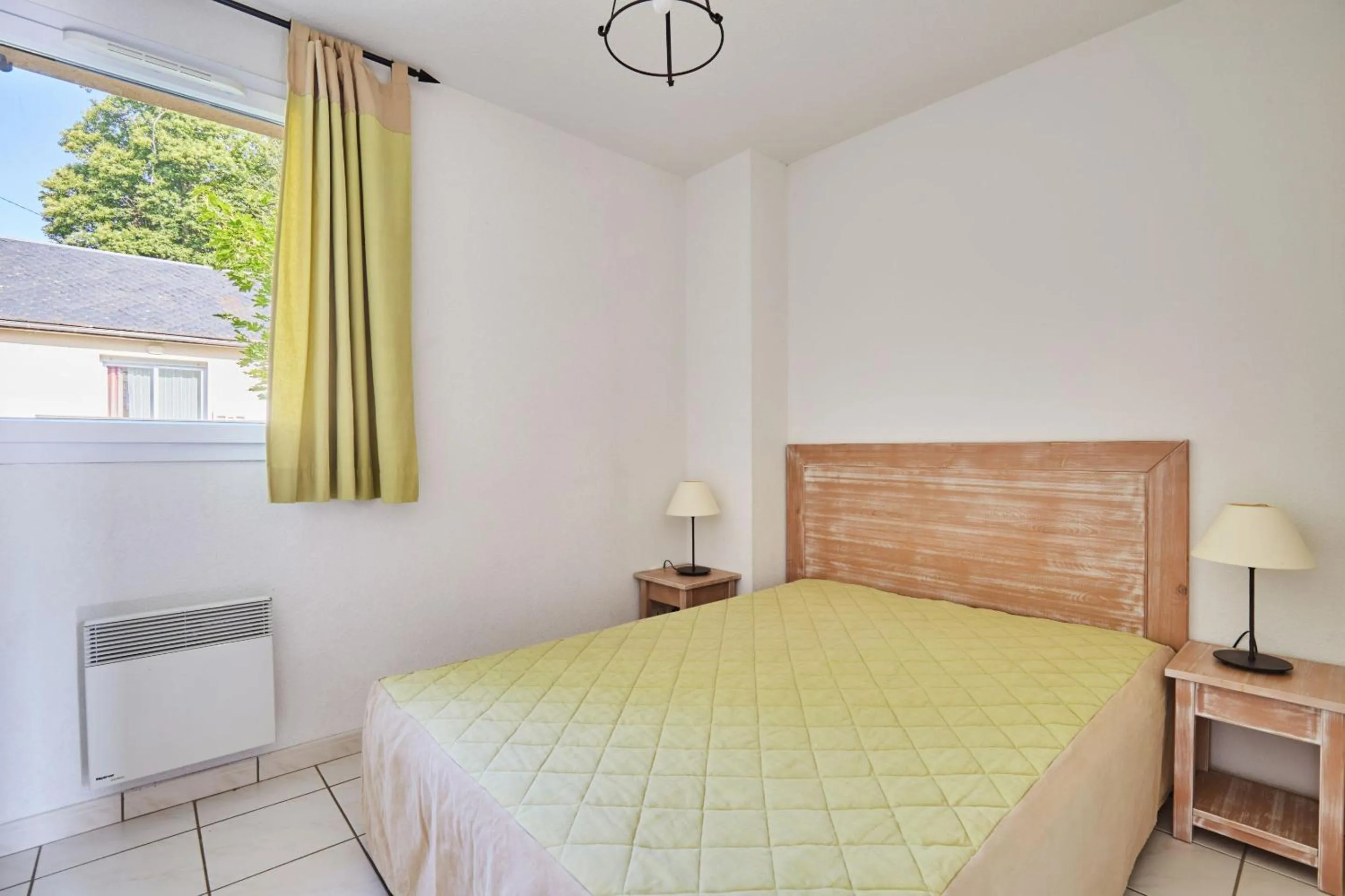 Bed in Résidence Odalys Le Hameau du Lac