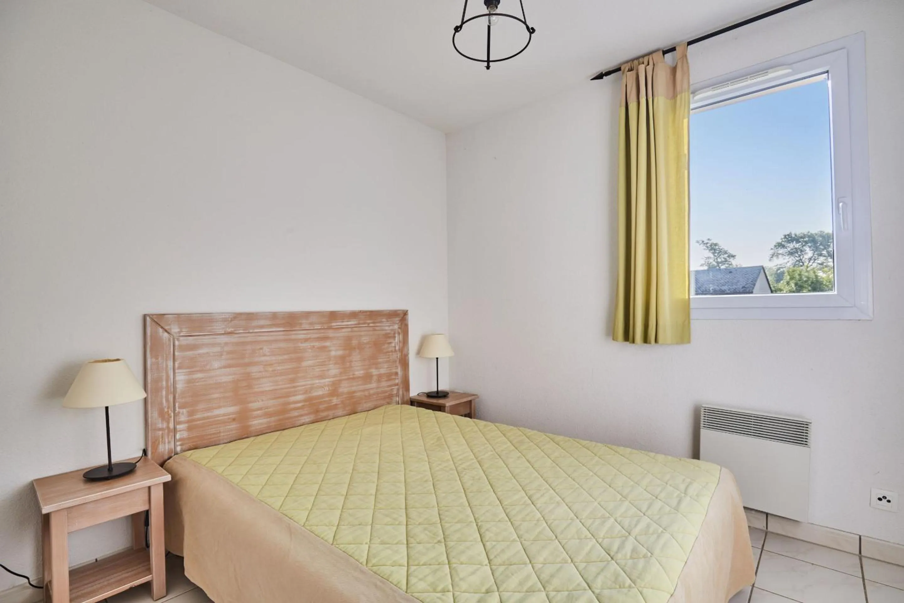 Bed in Résidence Odalys Le Hameau du Lac