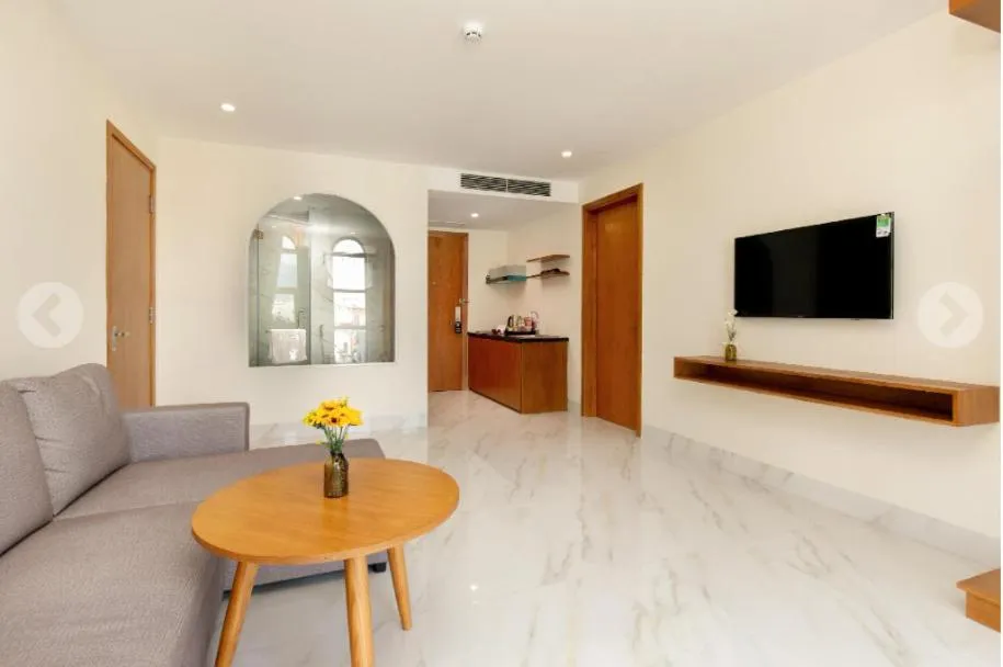 Living room in Maple Suite Hotel & Apartment