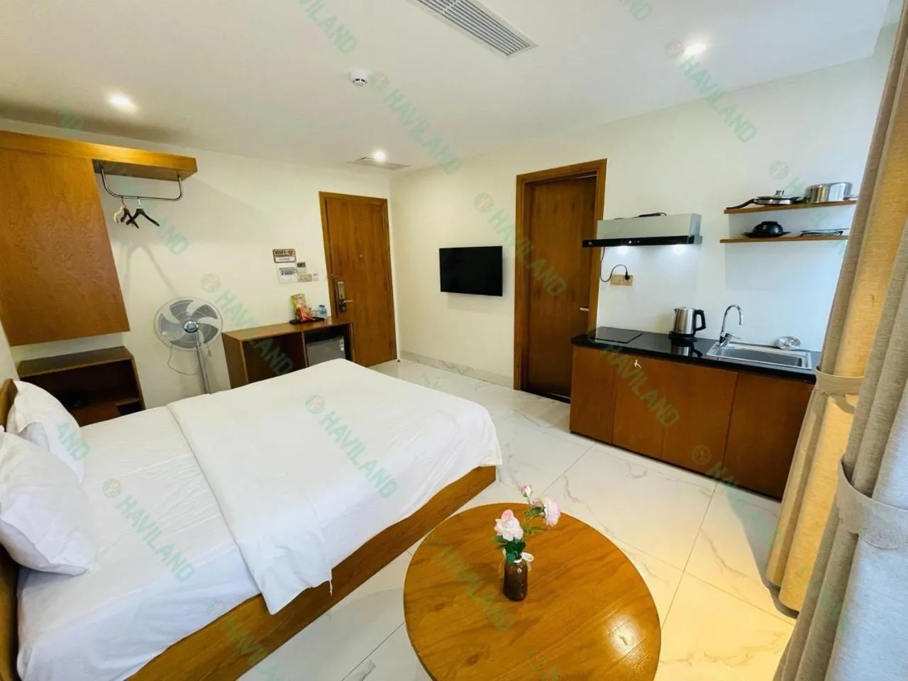 Photo of the whole room in Maple Suite Hotel & Apartment