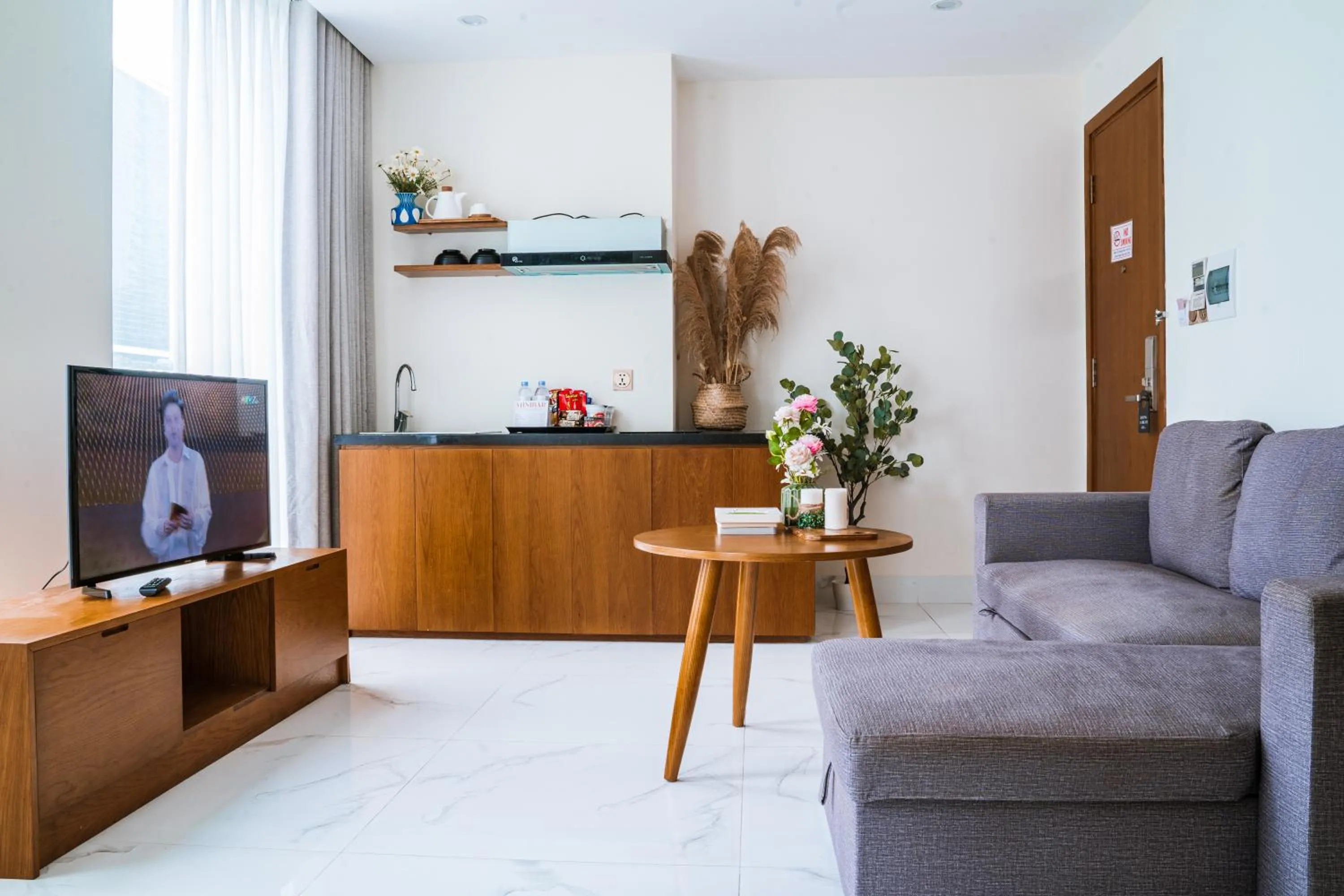 Kitchen or kitchenette in Maple Suite Hotel & Apartment