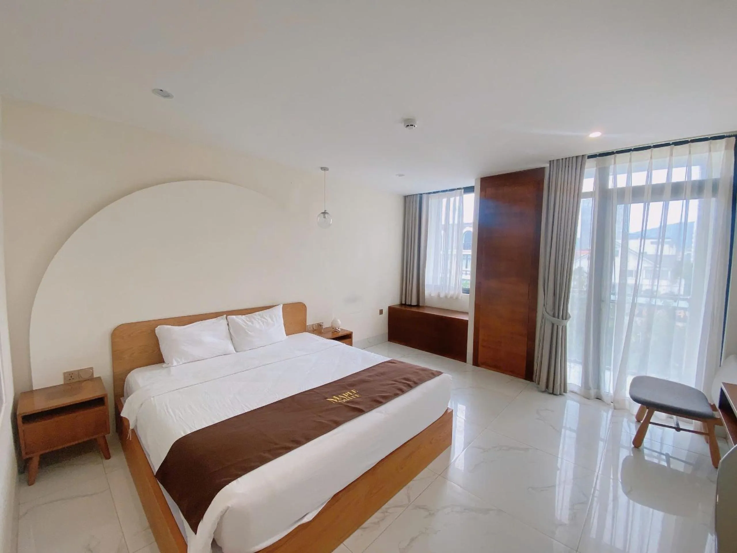 Living room in Maple Suite Hotel & Apartment