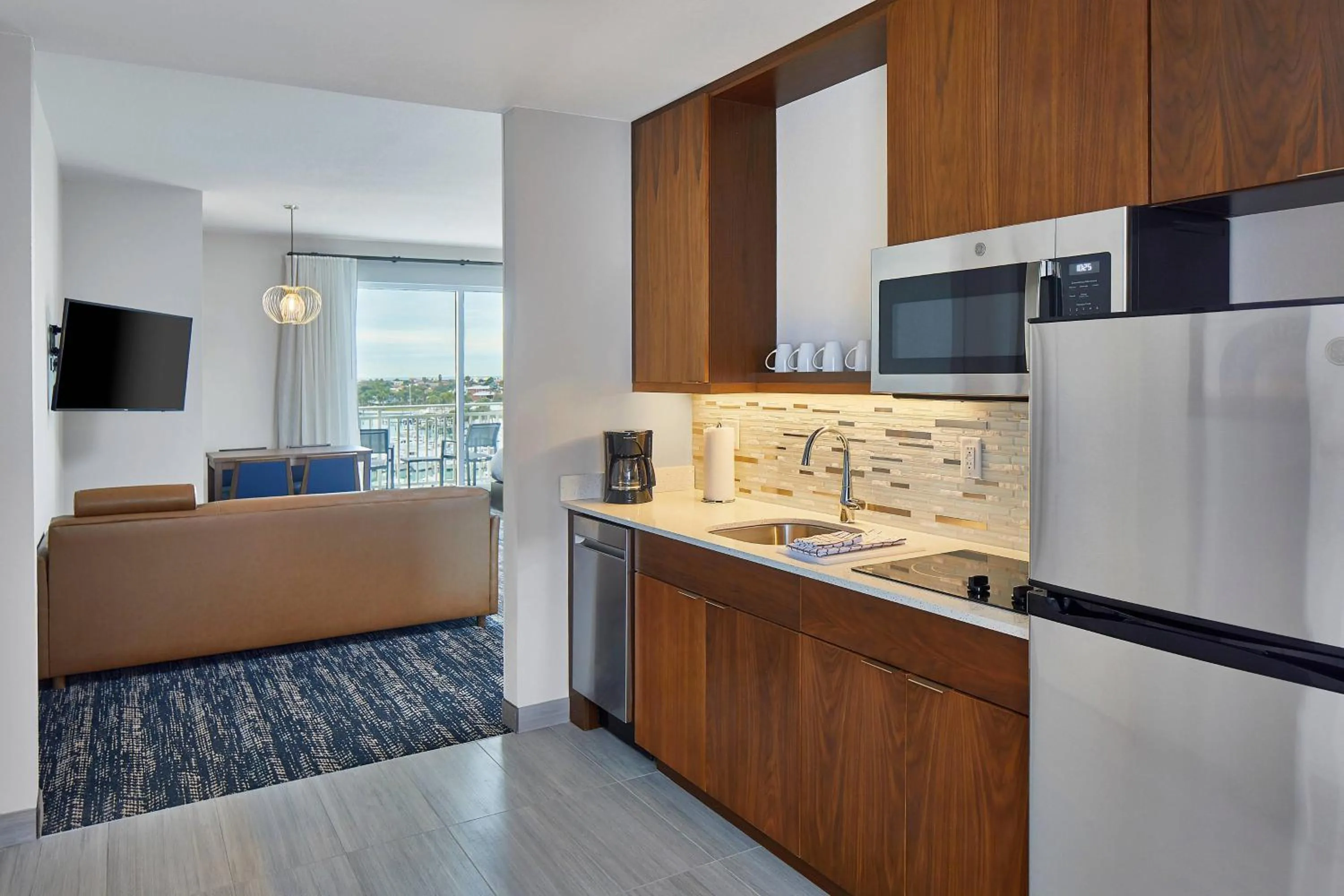 Kitchen or kitchenette in Residence Inn St. Petersburg Tierra Verde