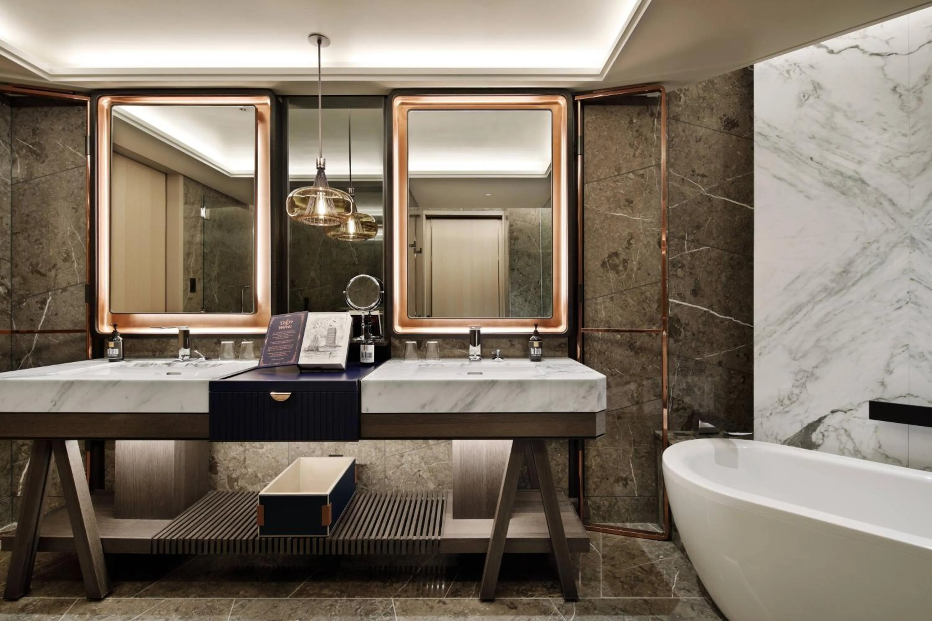 Bathroom in mesm Tokyo, Autograph Collection