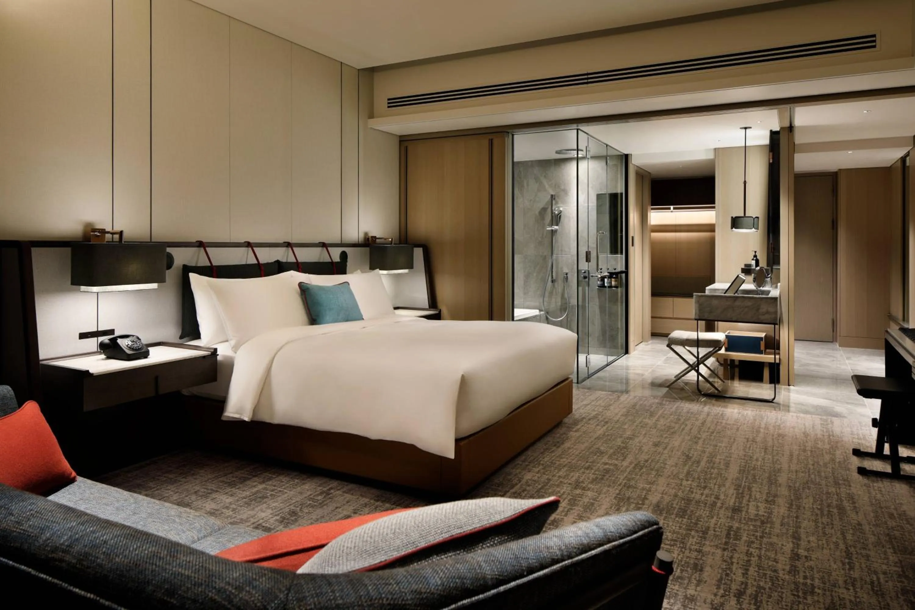 Photo of the whole room, Bed in mesm Tokyo, Autograph Collection