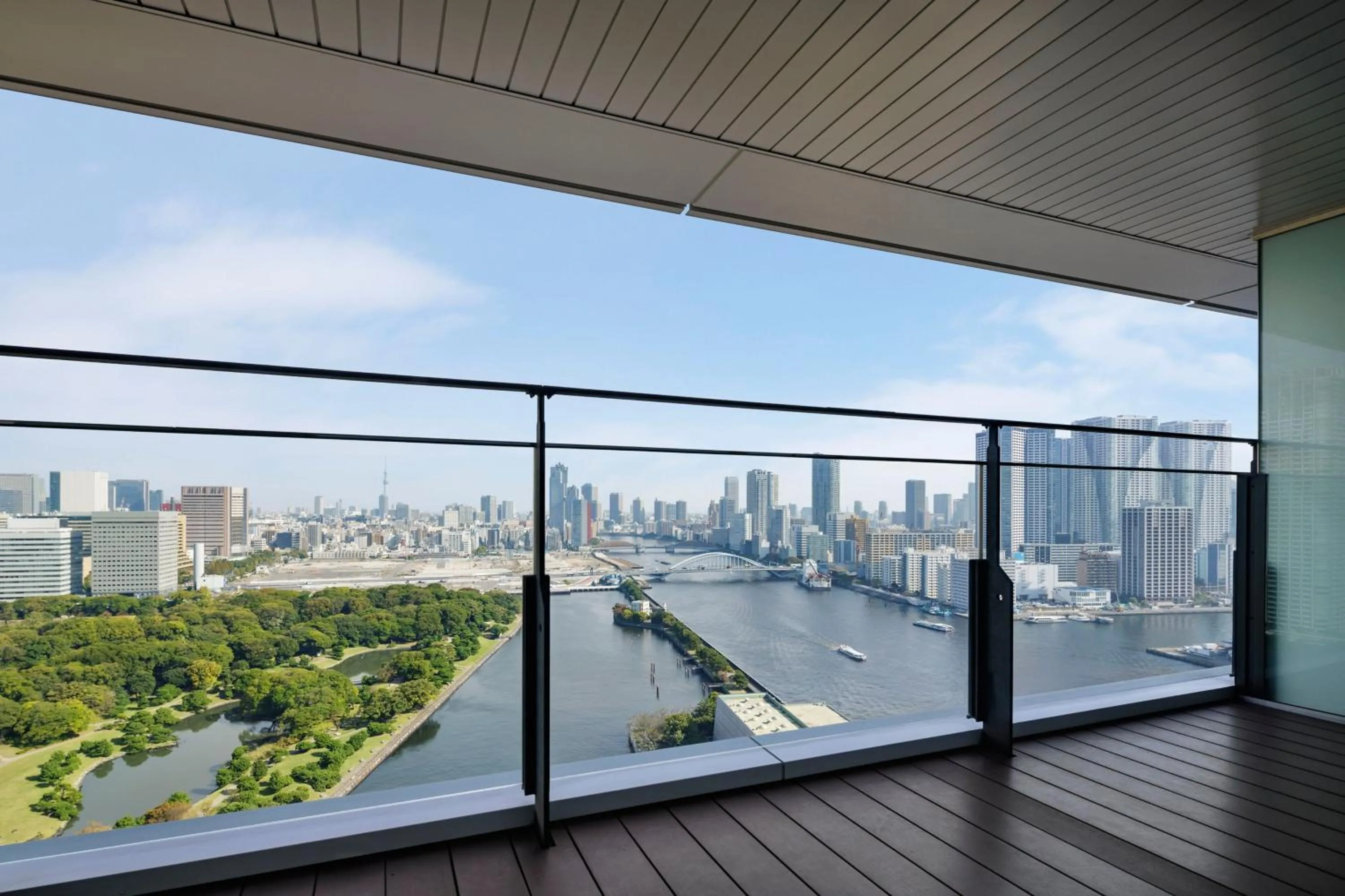 Photo of the whole room in mesm Tokyo, Autograph Collection