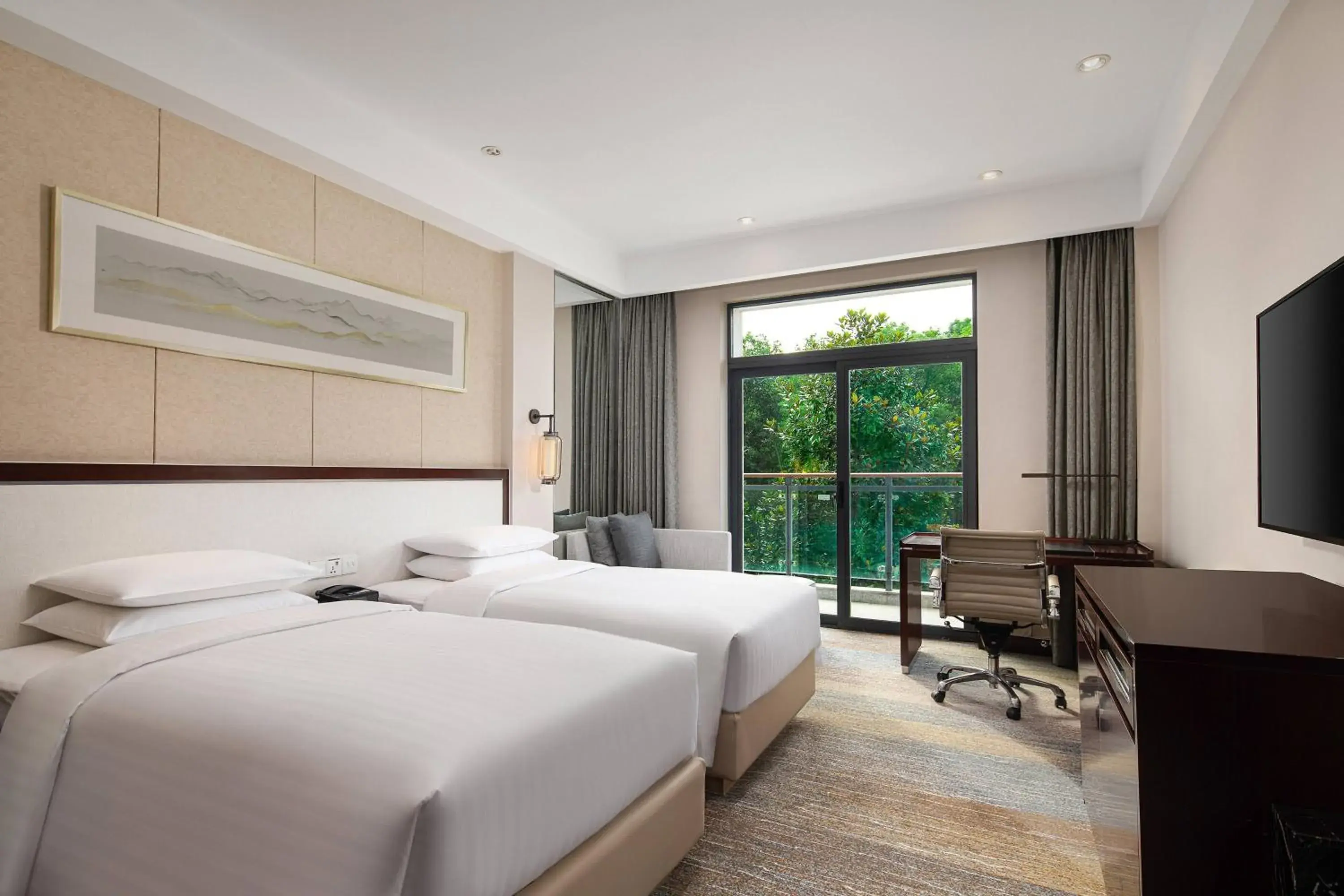 Premier 2 Twin Beds, Guest room, 2 Twin/Single Bed(s) in Courtyard by Marriott Wuxi Lihu Lake Premier 2 Twin Beds, Guest room, 2 Twin/Single Bed(s) in Courtyard by Marriott Wuxi Lihu Lake