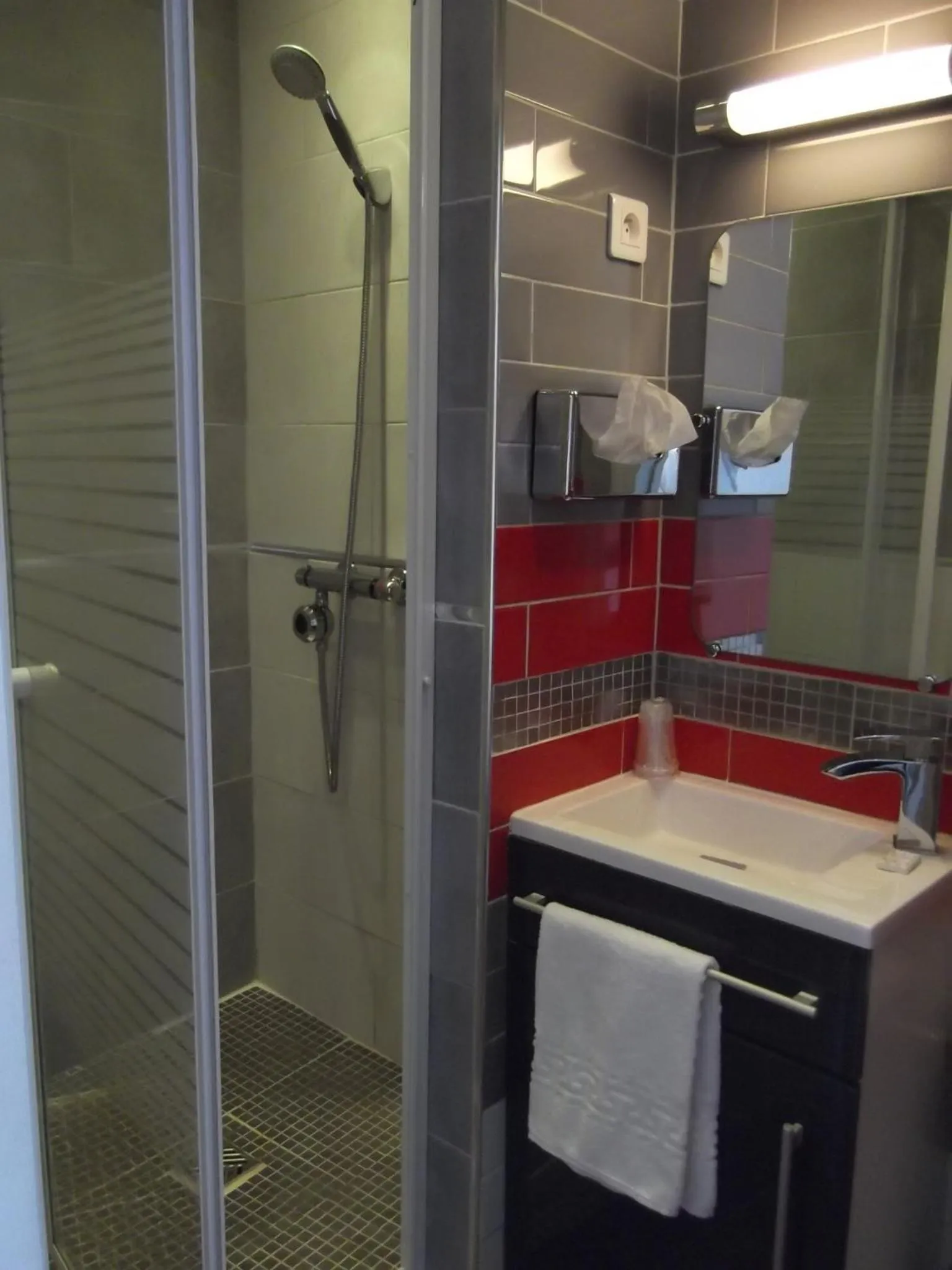 Bathroom in Hotel Le Splendid