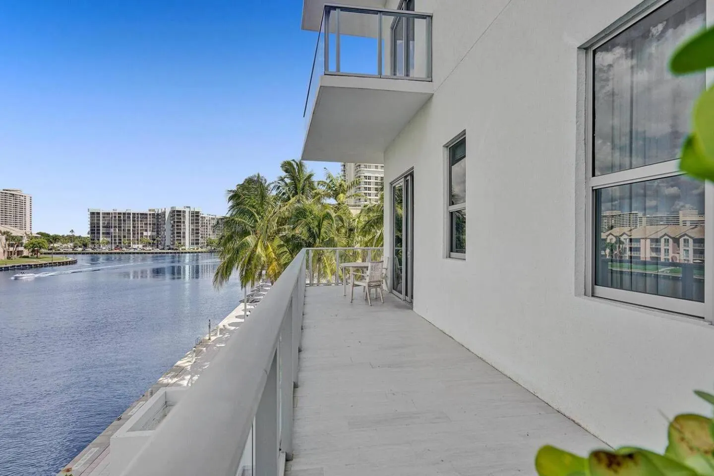 Amazing Apartments At H Beach House