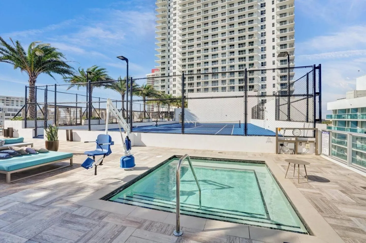 Amazing Apartments At H Beach House