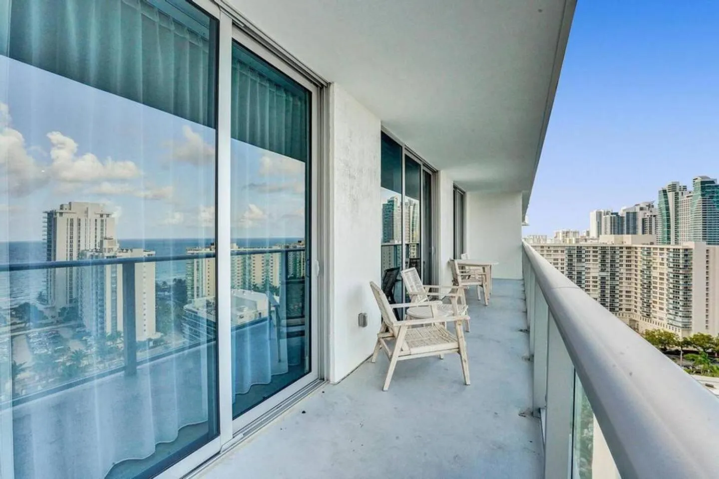 Amazing Apartments At H Beach House