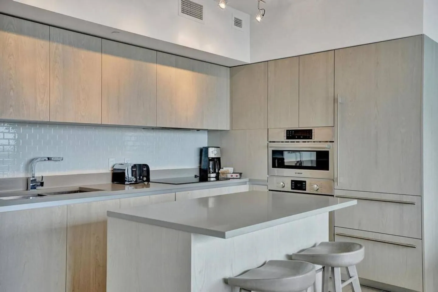 Amazing Apartments At H Beach House