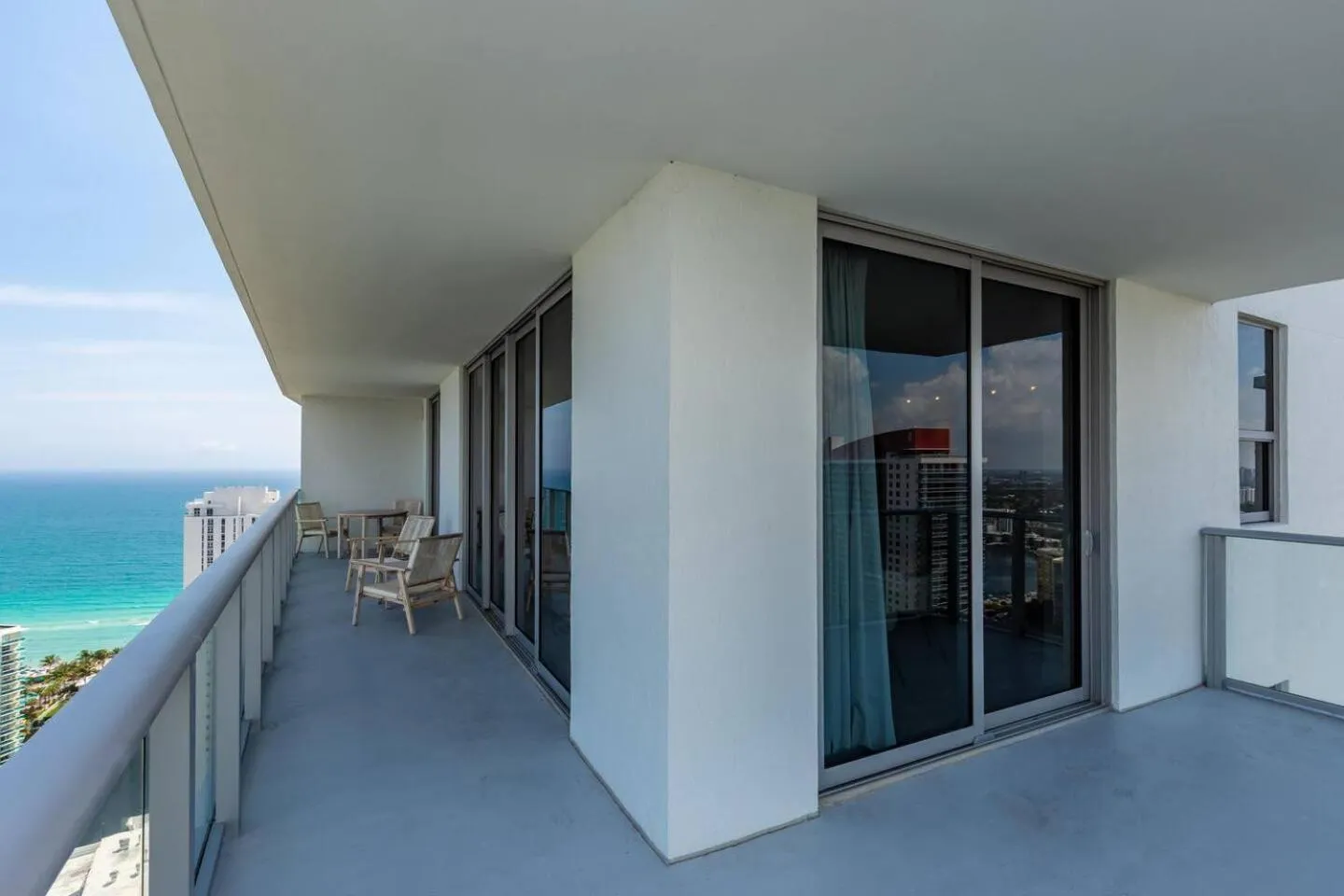 Amazing Apartments At H Beach House