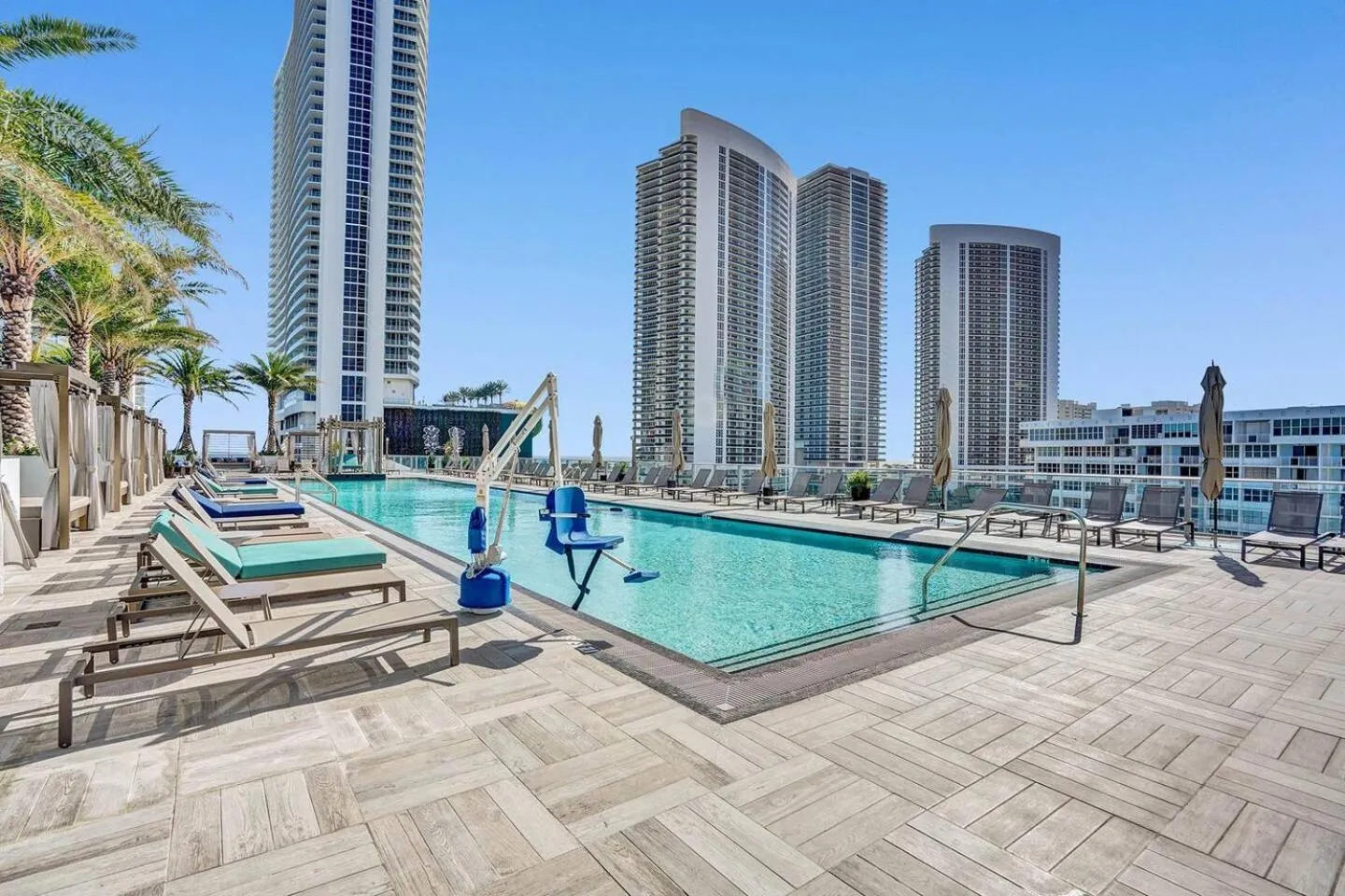 Amazing Apartments At H Beach House