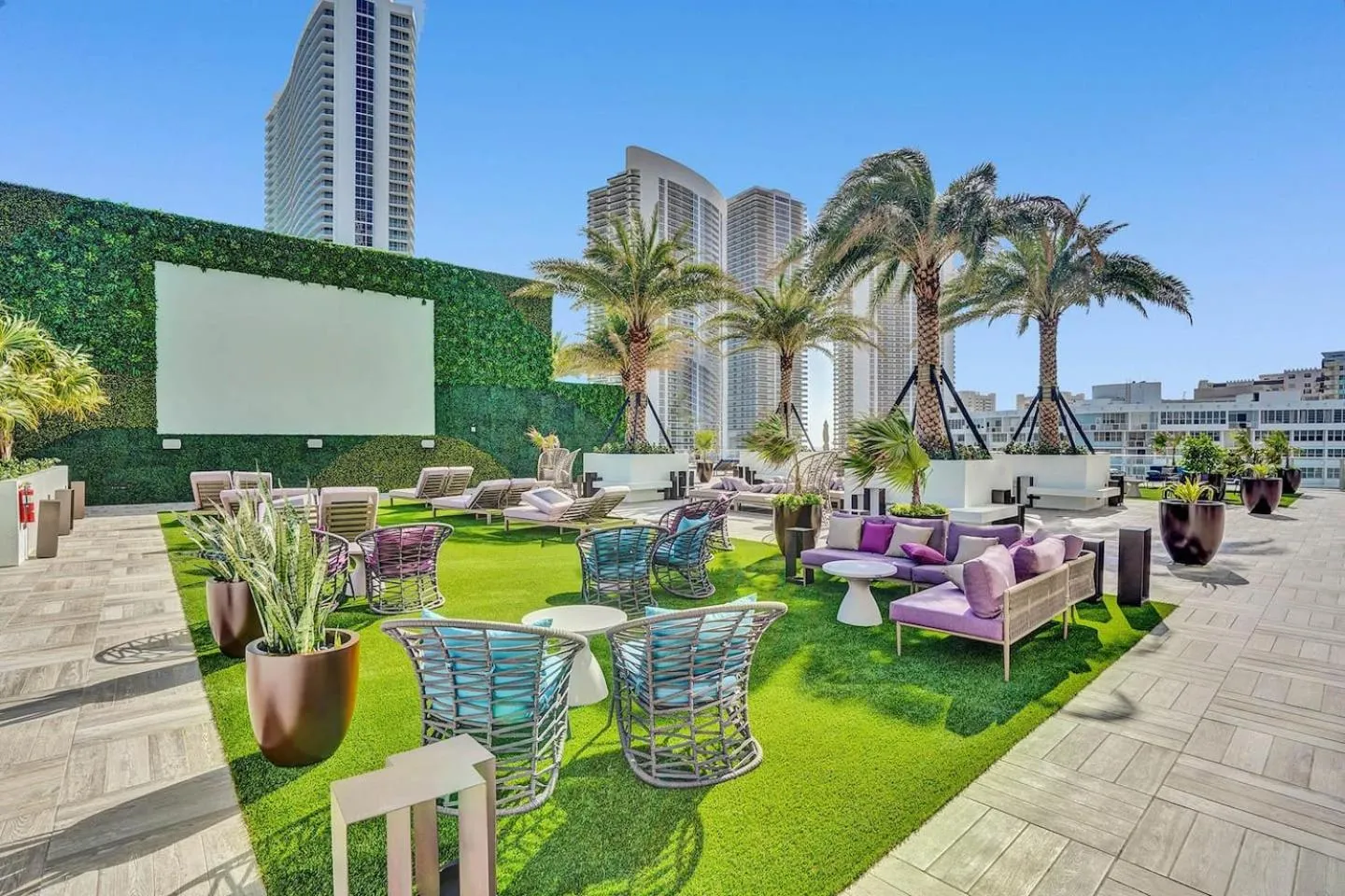 Amazing Apartments At H Beach House