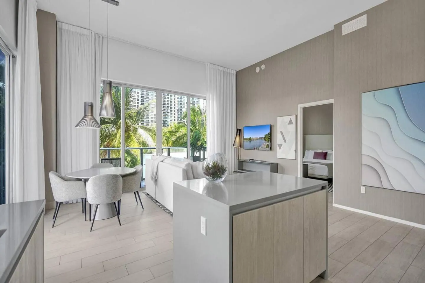 Amazing Apartments At H Beach House