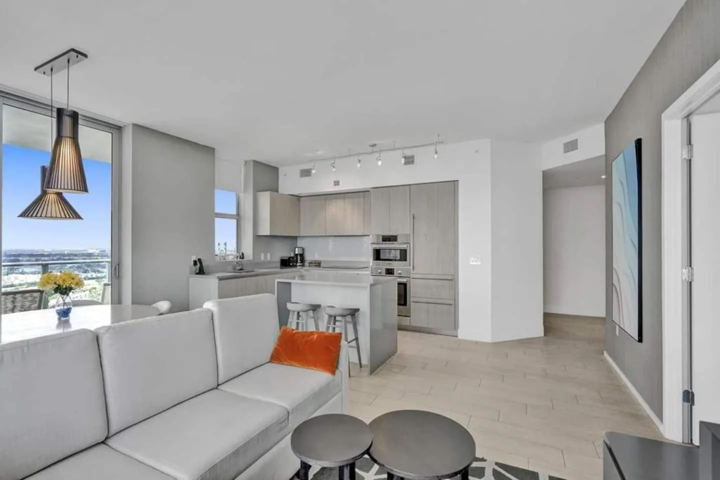 Amazing Apartments At H Beach House