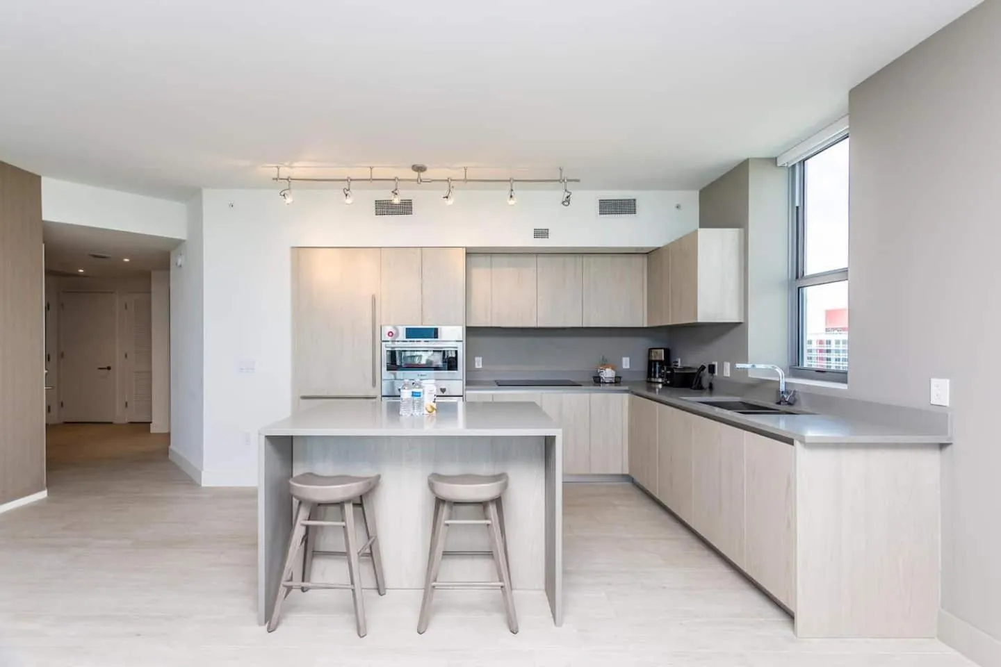 Amazing Apartments At H Beach House