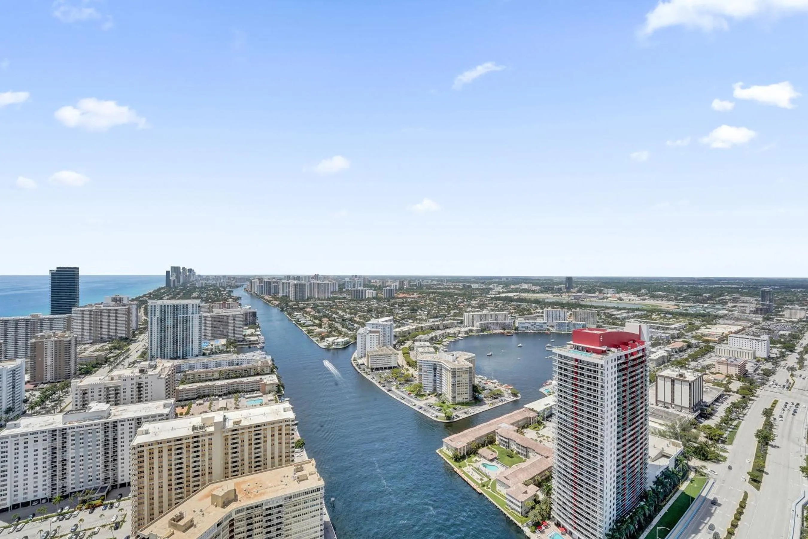 Amazing Apartments At H Beach House