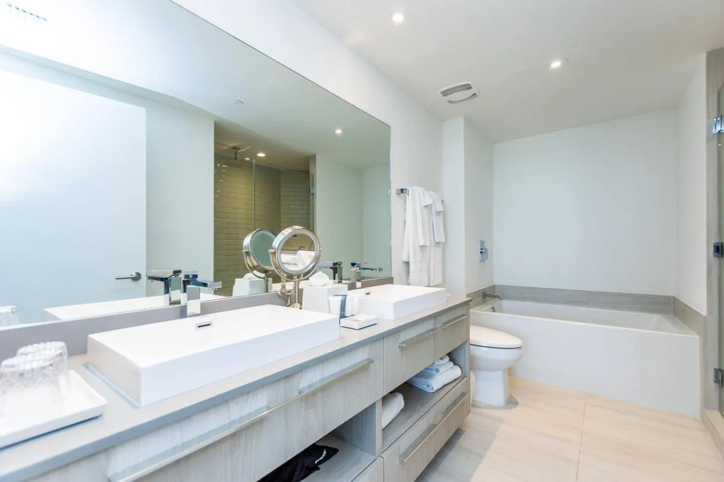 Amazing Apartments At H Beach House