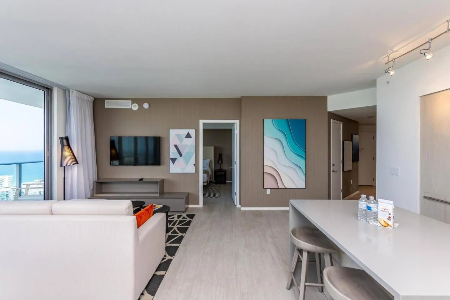 Amazing Apartments At H Beach House