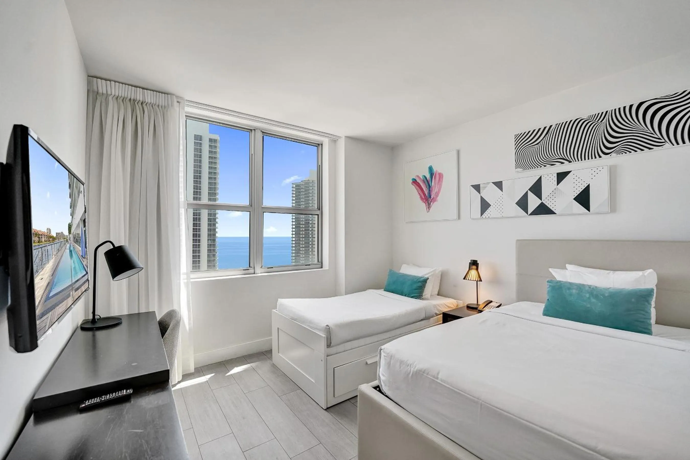 Bed in Amazing Apartments At H Beach House