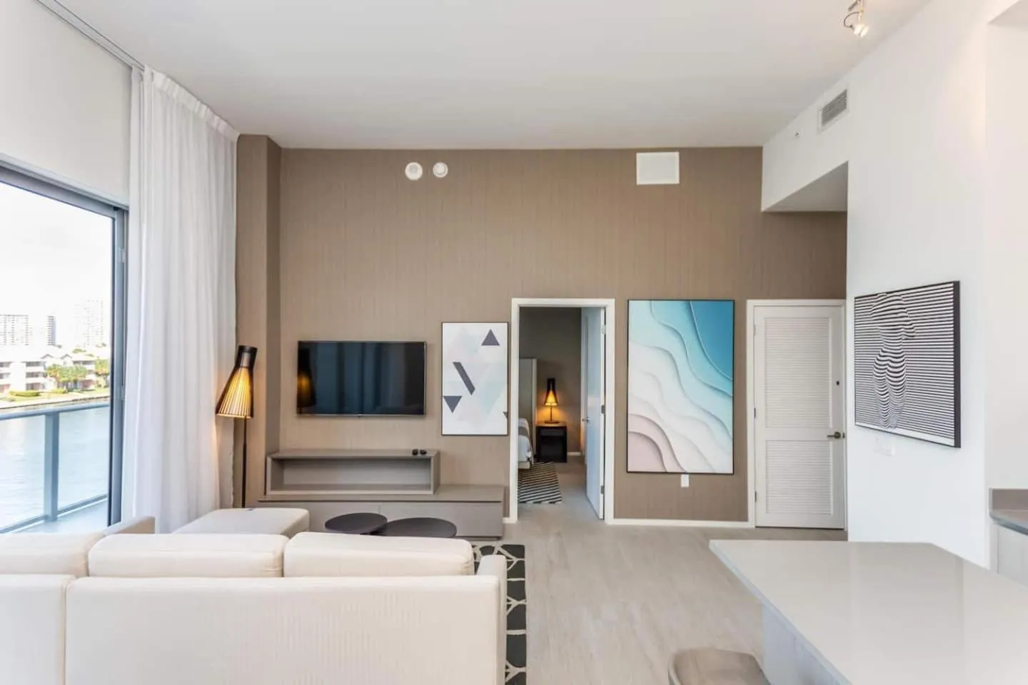 Amazing Apartments At H Beach House