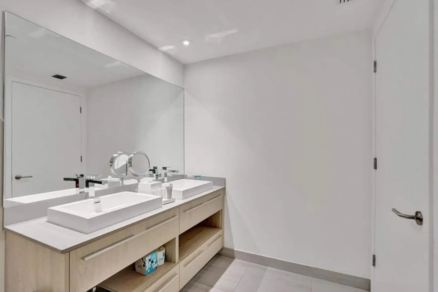 Amazing Apartments At H Beach House