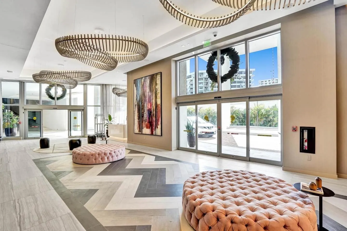 Amazing Apartments At H Beach House