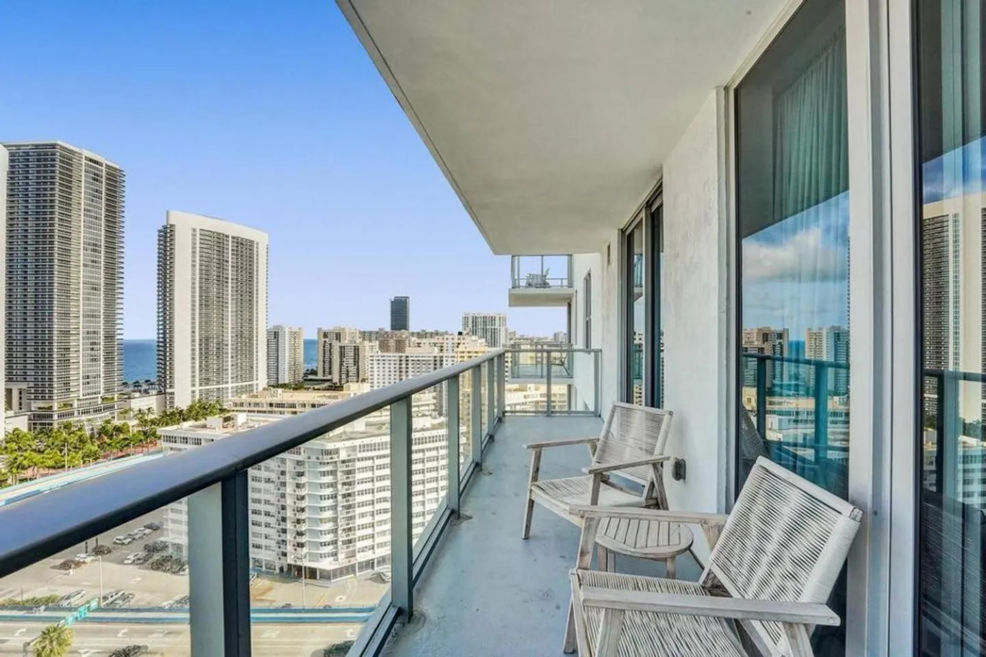 Amazing Apartments At H Beach House