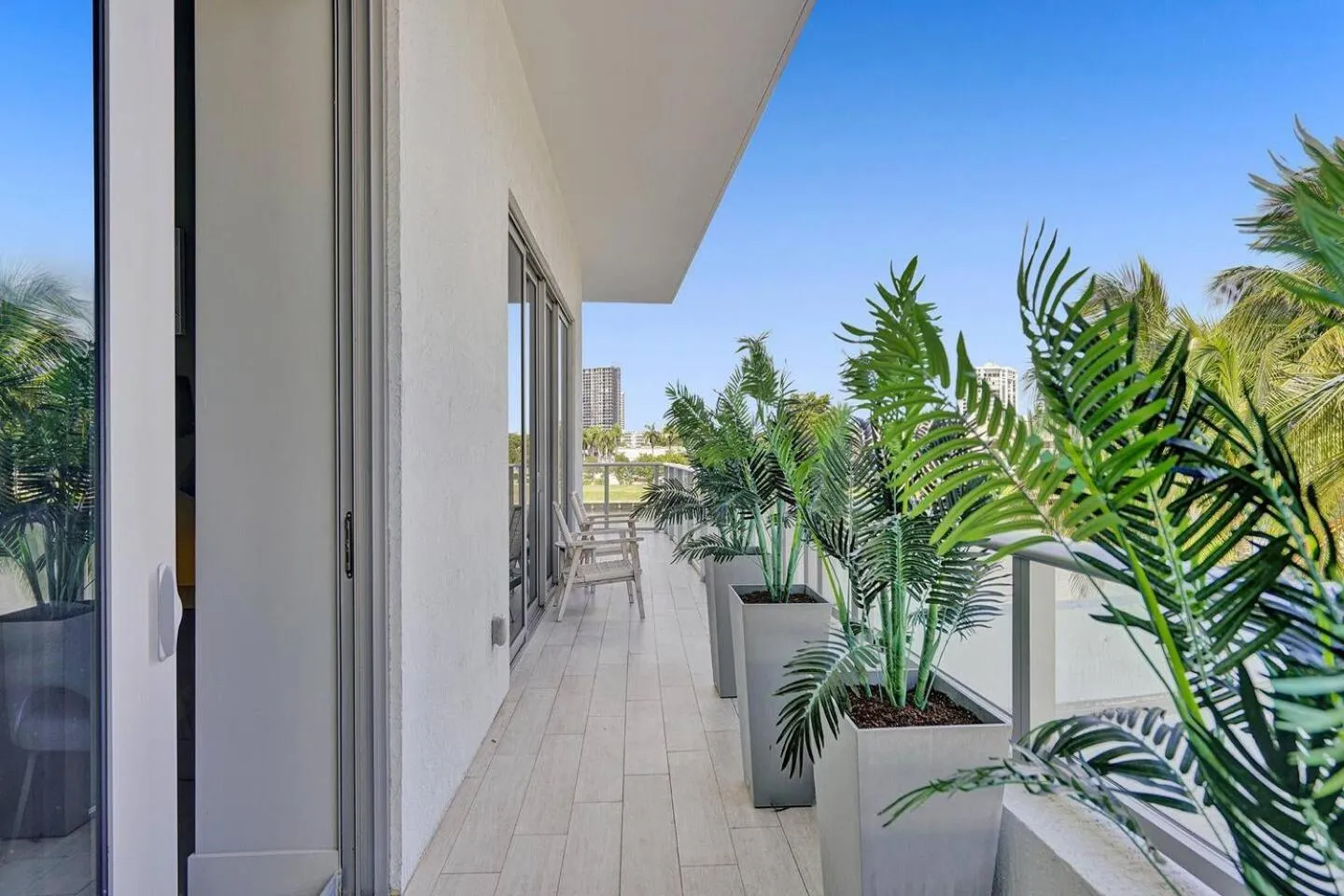 Amazing Apartments At H Beach House