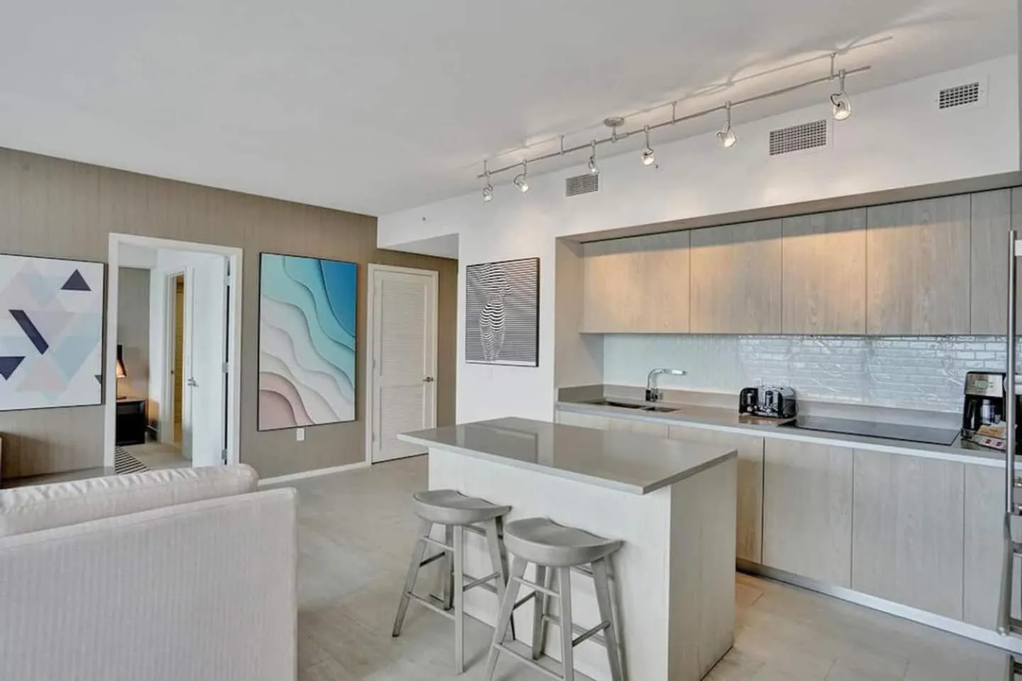 Amazing Apartments At H Beach House