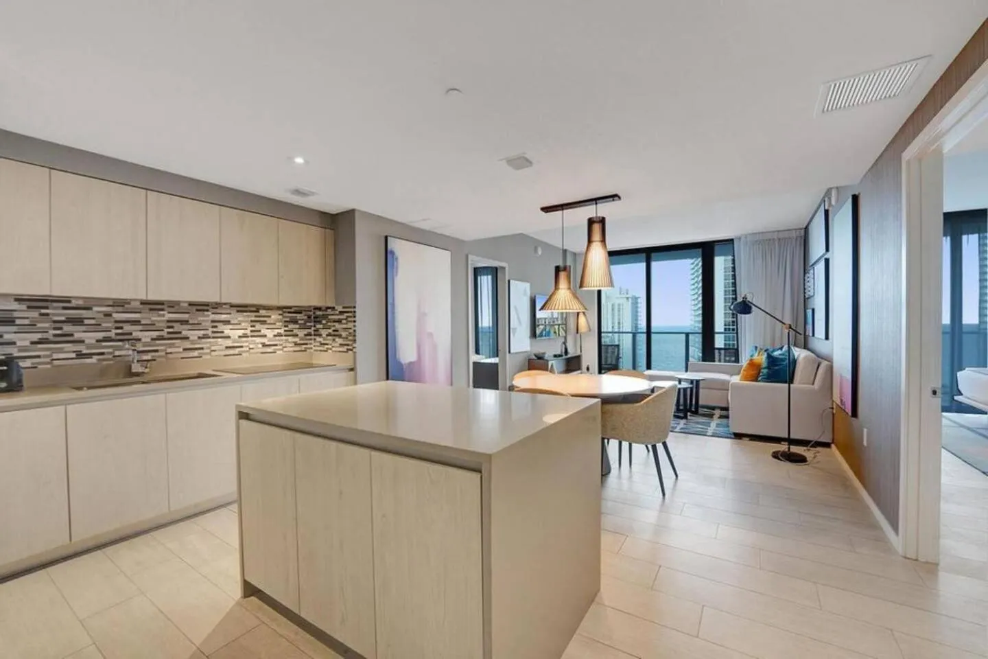 Amazing Apartments At H Beach House