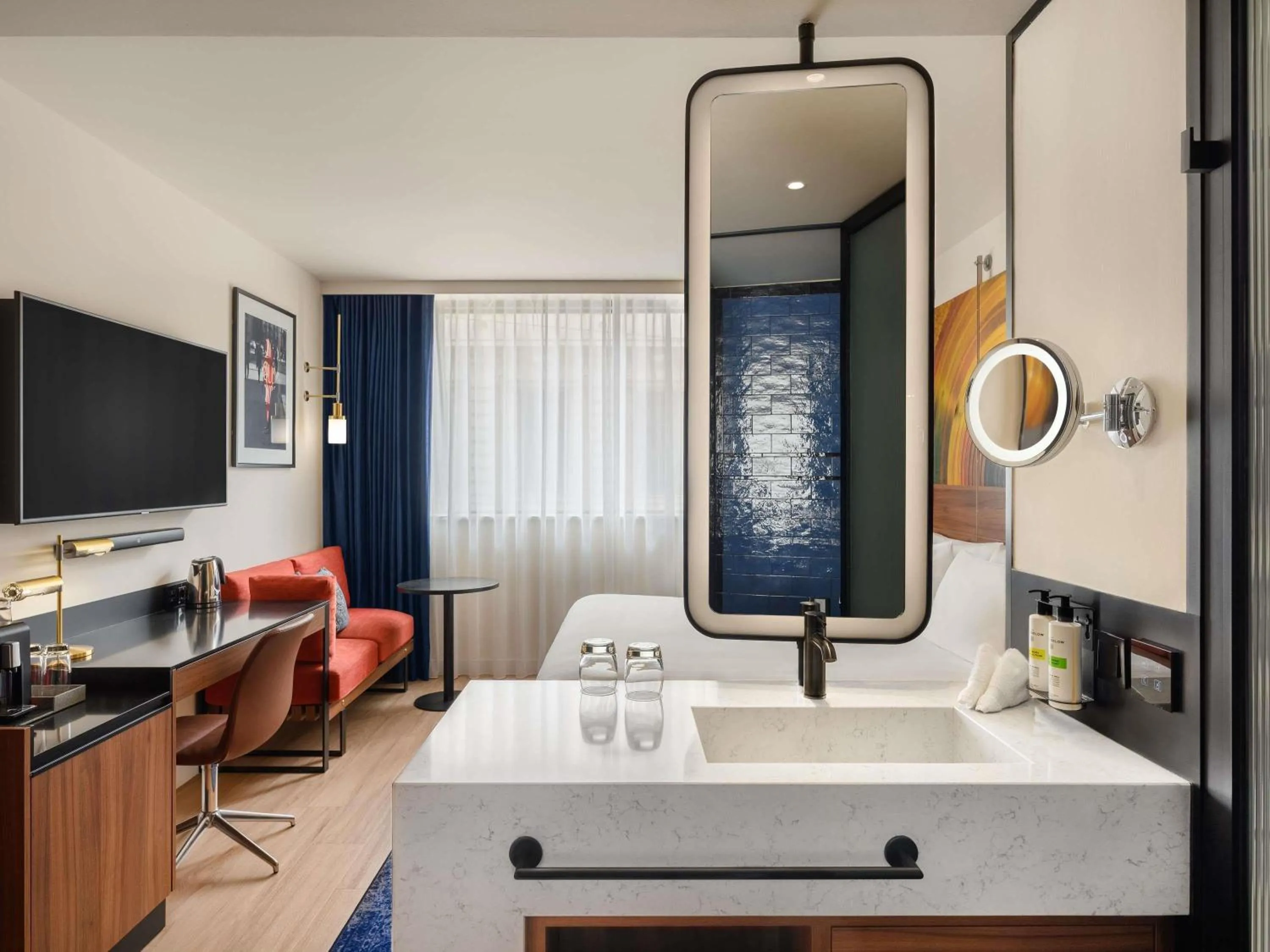 Bathroom in Pullman Budapest