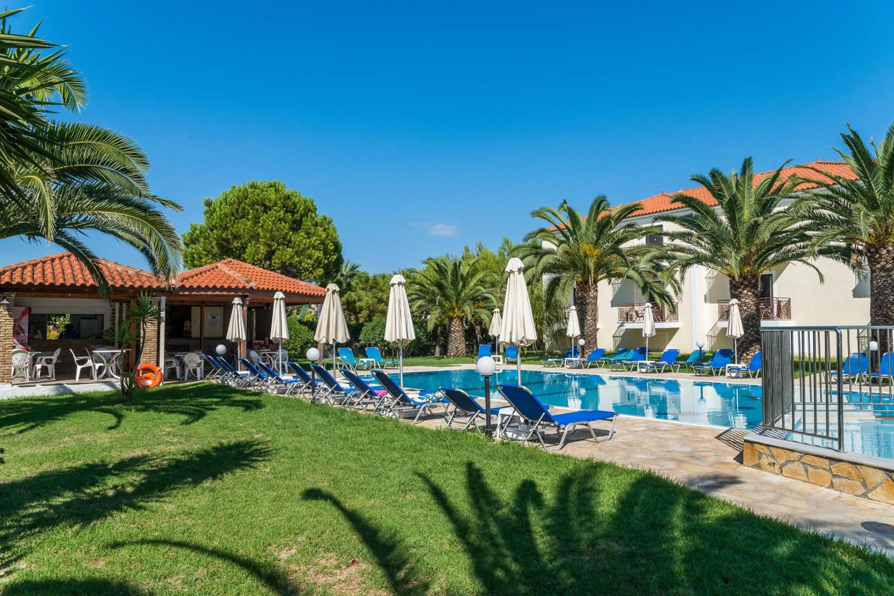 Garden in Kalidonio Studios Zante