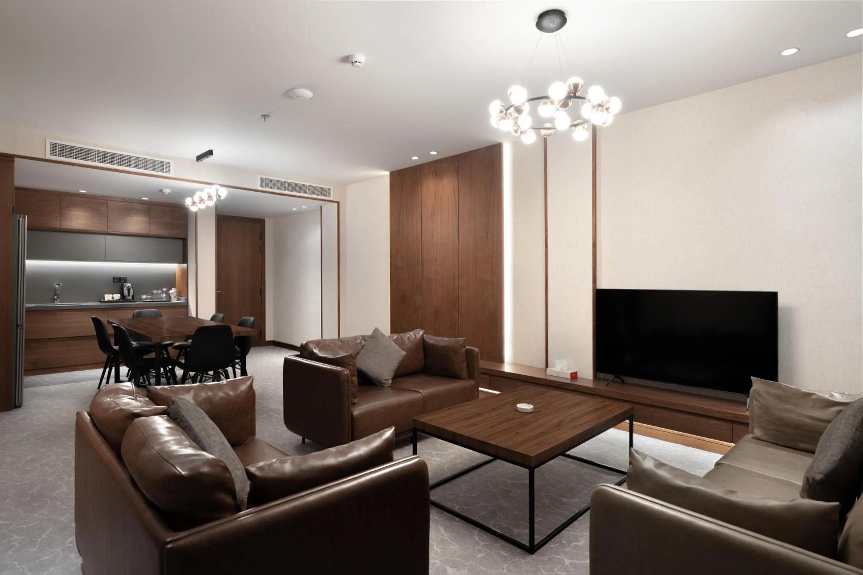 TV and multimedia in Ramada by Wyndham - Sulaymaniyah Salim Street