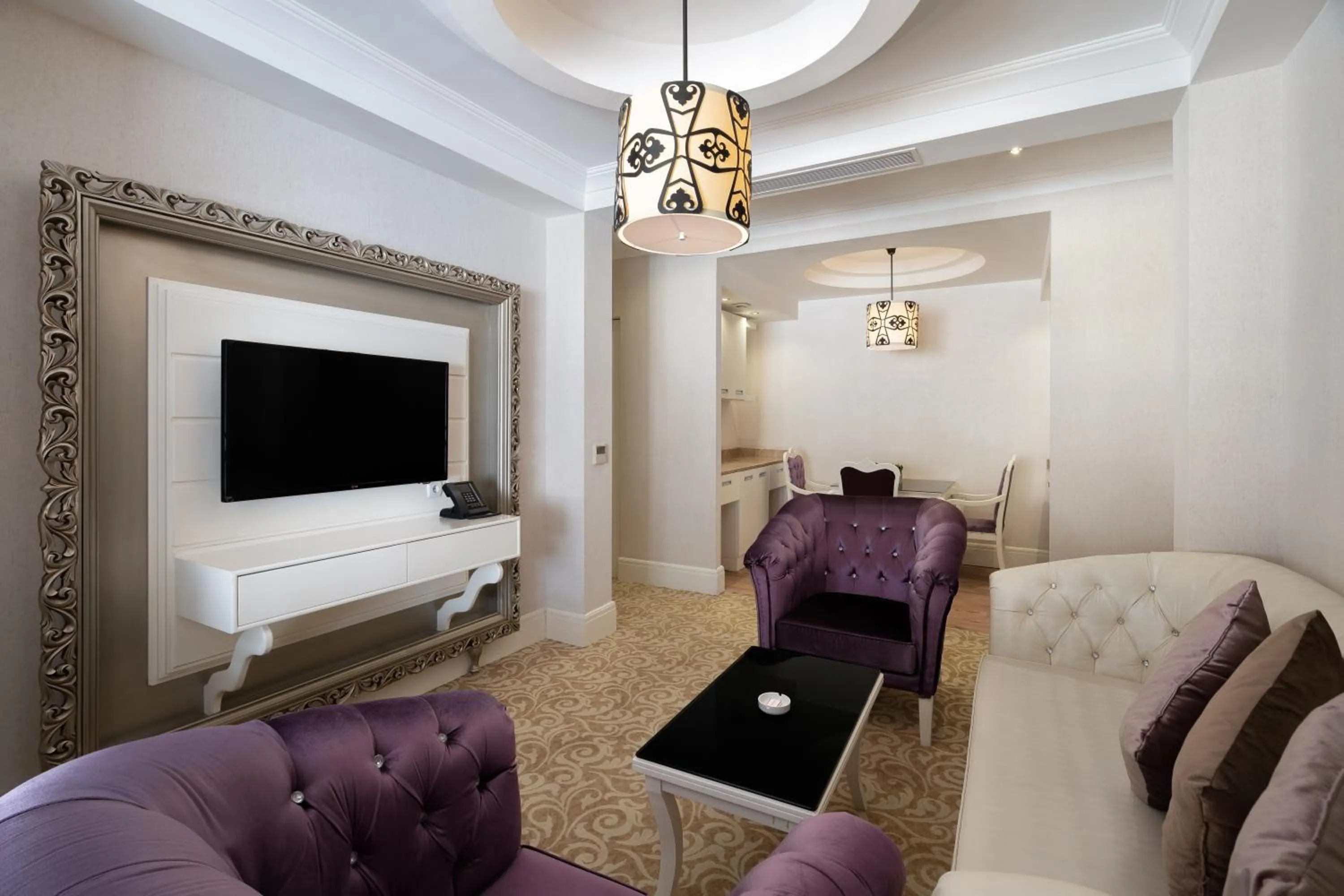 TV and multimedia in Ramada by Wyndham - Sulaymaniyah Salim Street