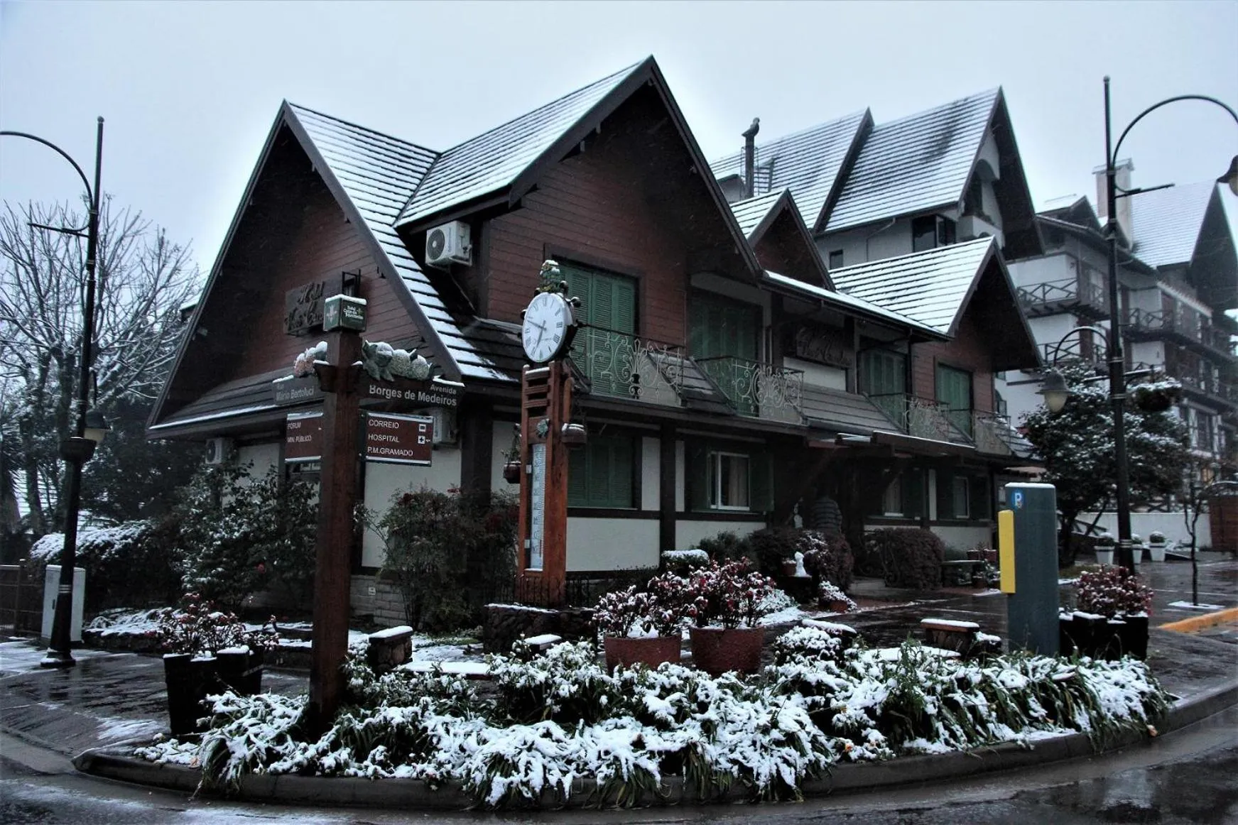 Property building in Hotel Vovó Carolina