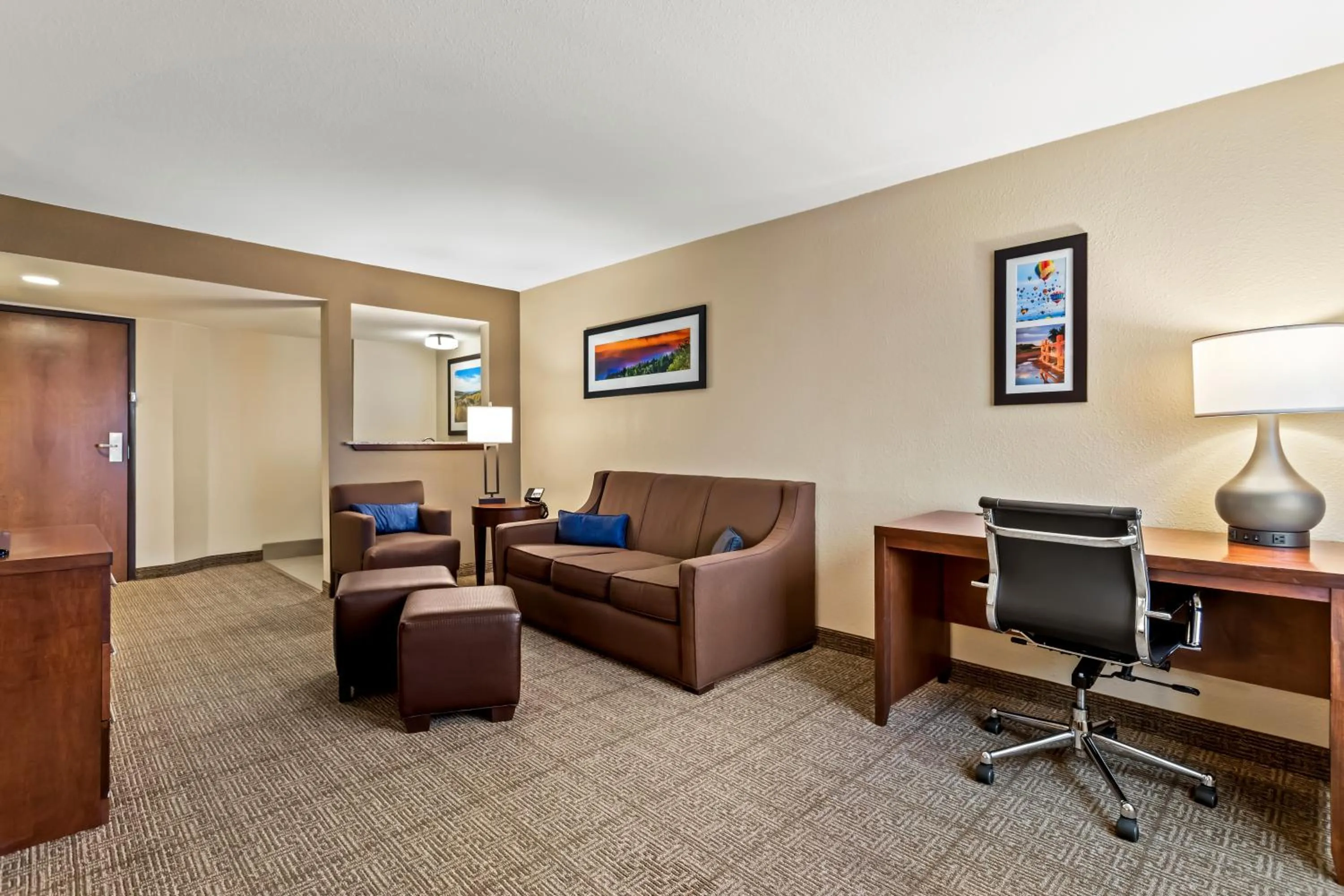 Living room in Comfort Inn & Suites Albuquerque Downtown