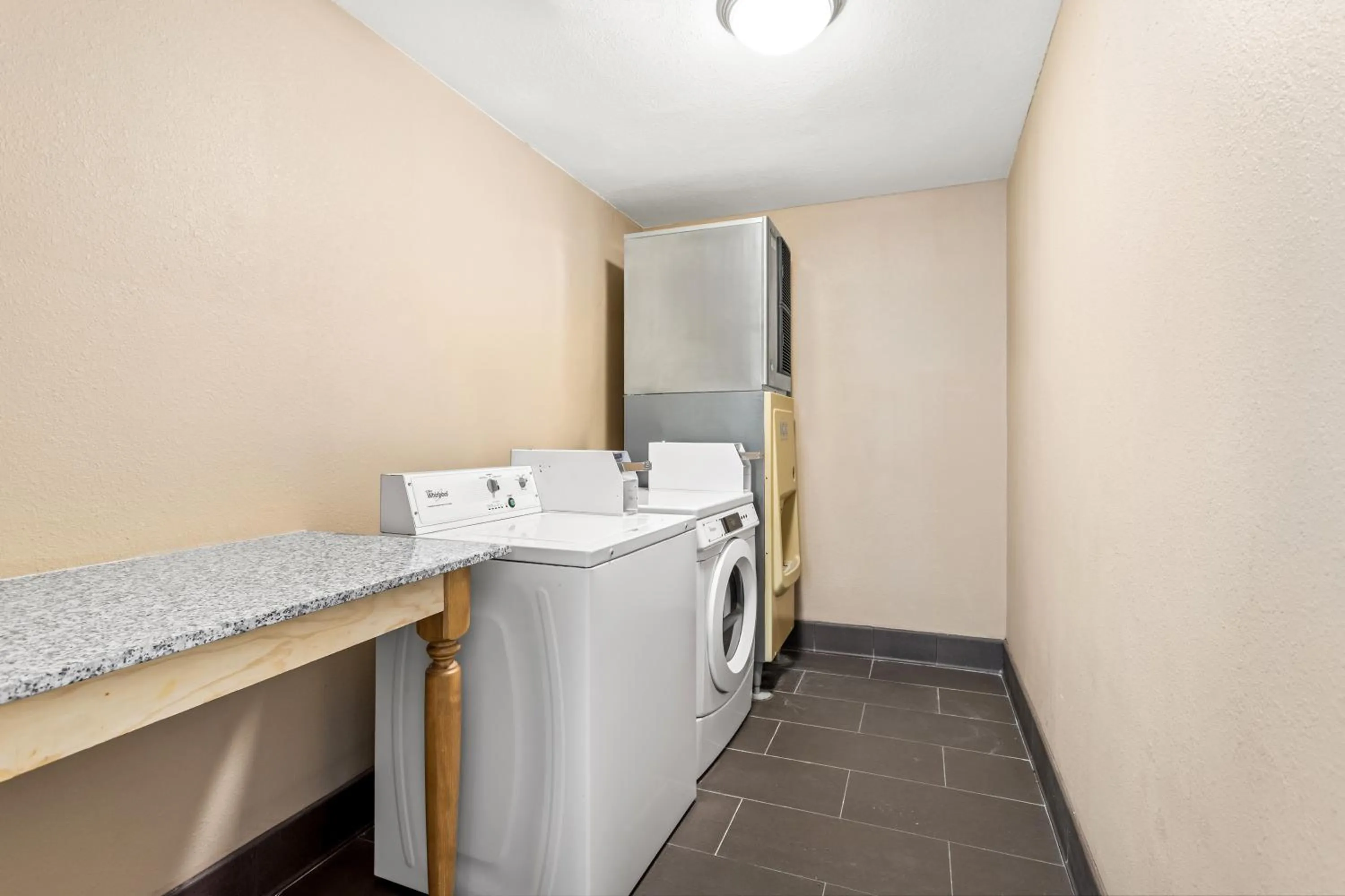 laundry in Comfort Inn & Suites Albuquerque Downtown