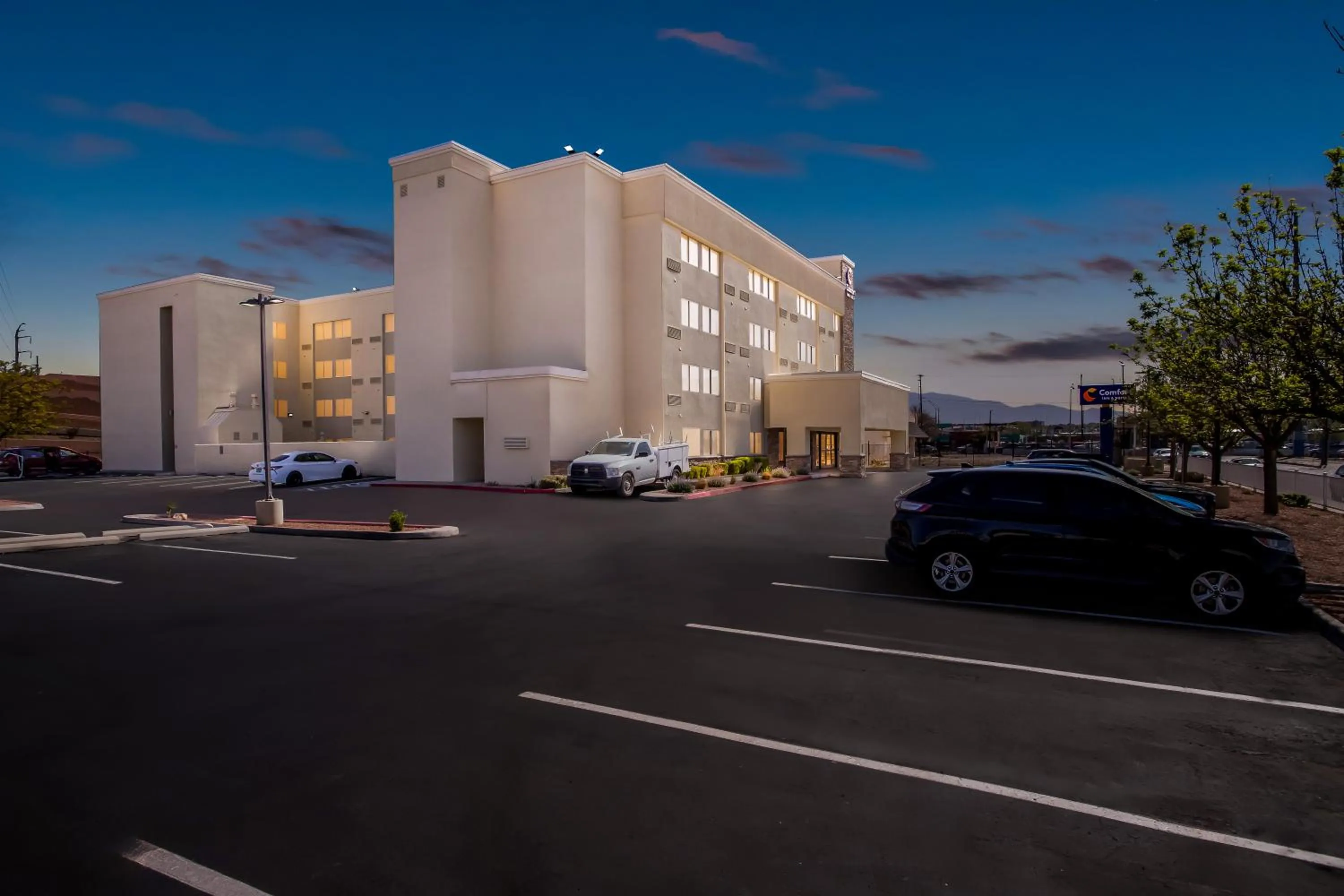 Property building in Comfort Inn & Suites Albuquerque Downtown
