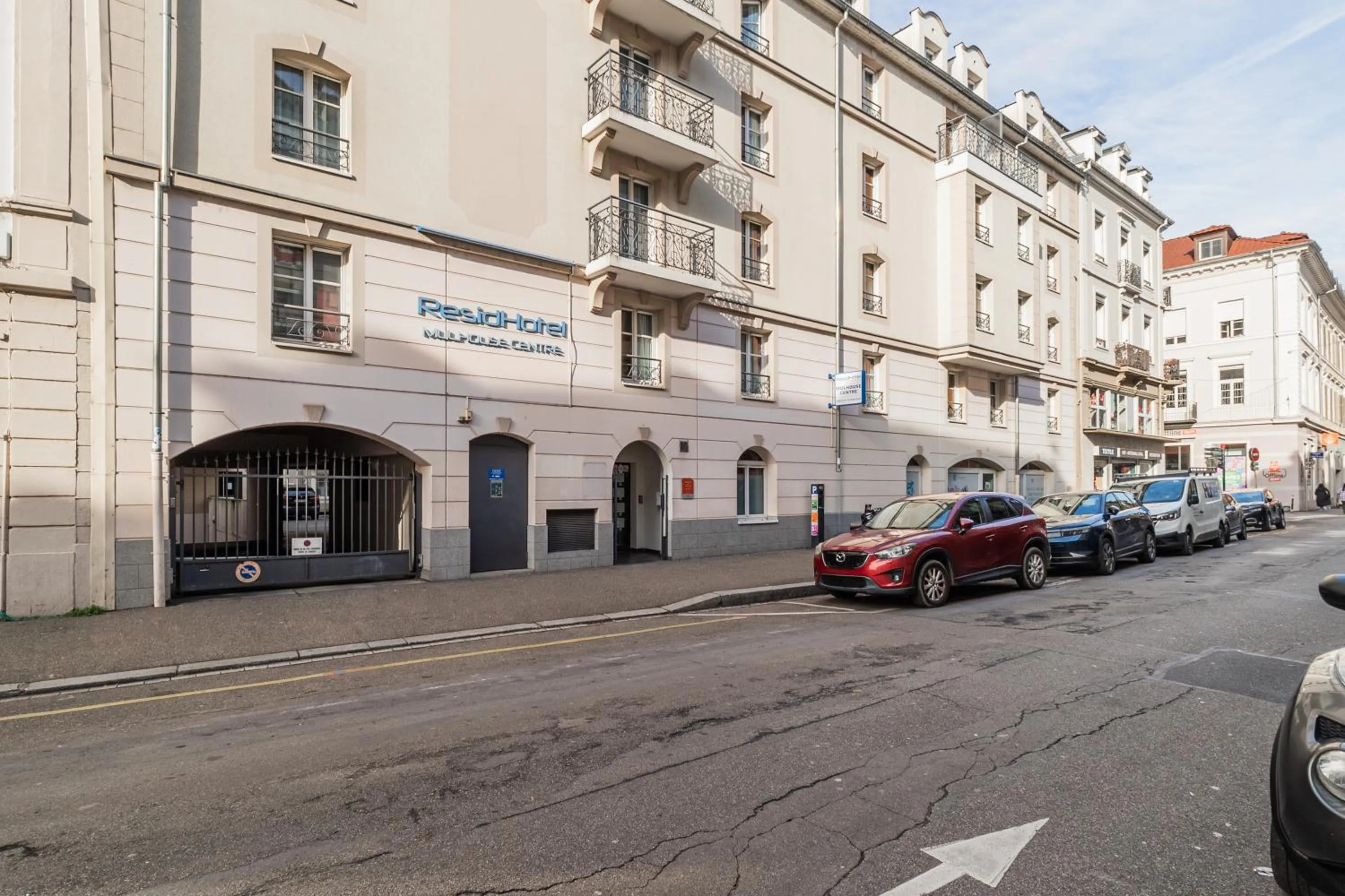 Facade/entrance in Residhotel Mulhouse Centre