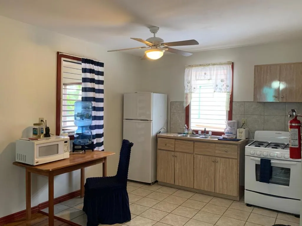 Kitchen or kitchenette in River Bend Resort Bze