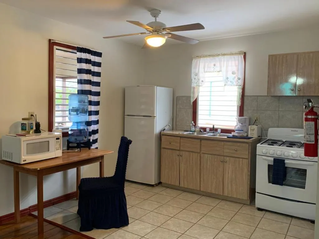 Kitchen or kitchenette in River Bend Resort Bze