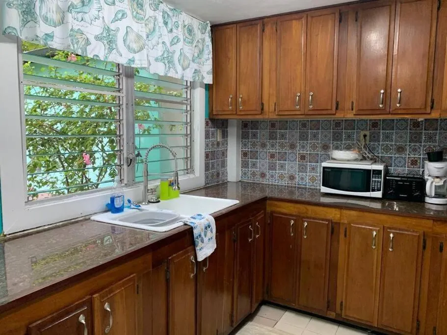 Kitchen or kitchenette in River Bend Resort Bze
