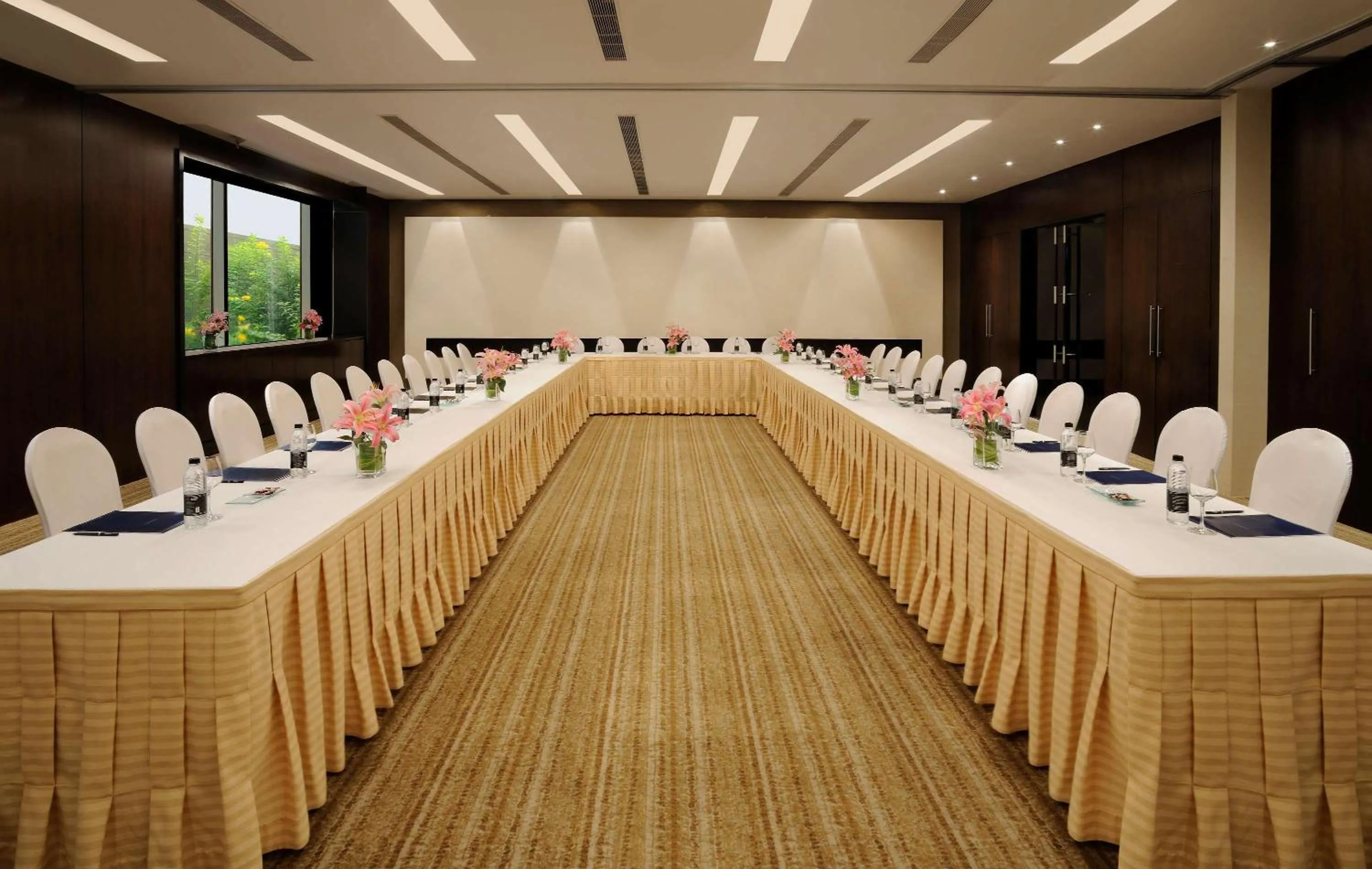 Meeting/conference room in Hilton Bangalore Embassy GolfLinks