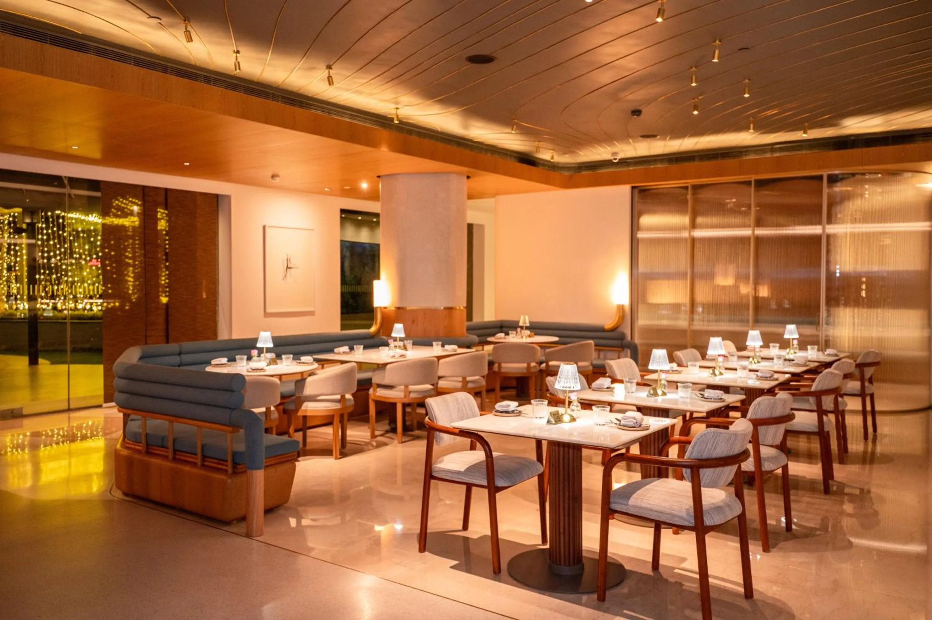 Restaurant/places to eat in Hilton Bangalore Embassy GolfLinks