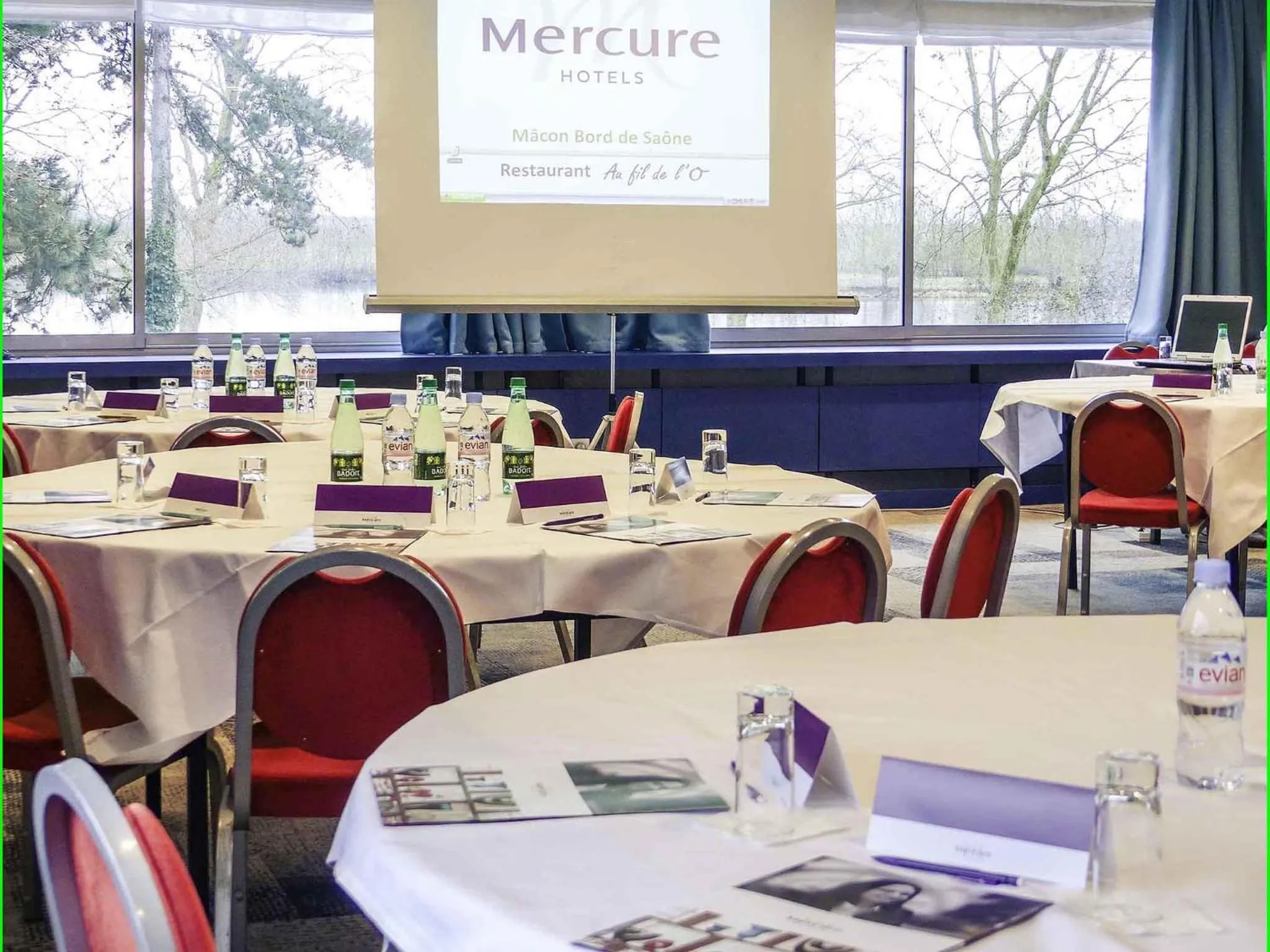 Meeting/conference room in Hôtel Mercure Mâcon Bord de Saône